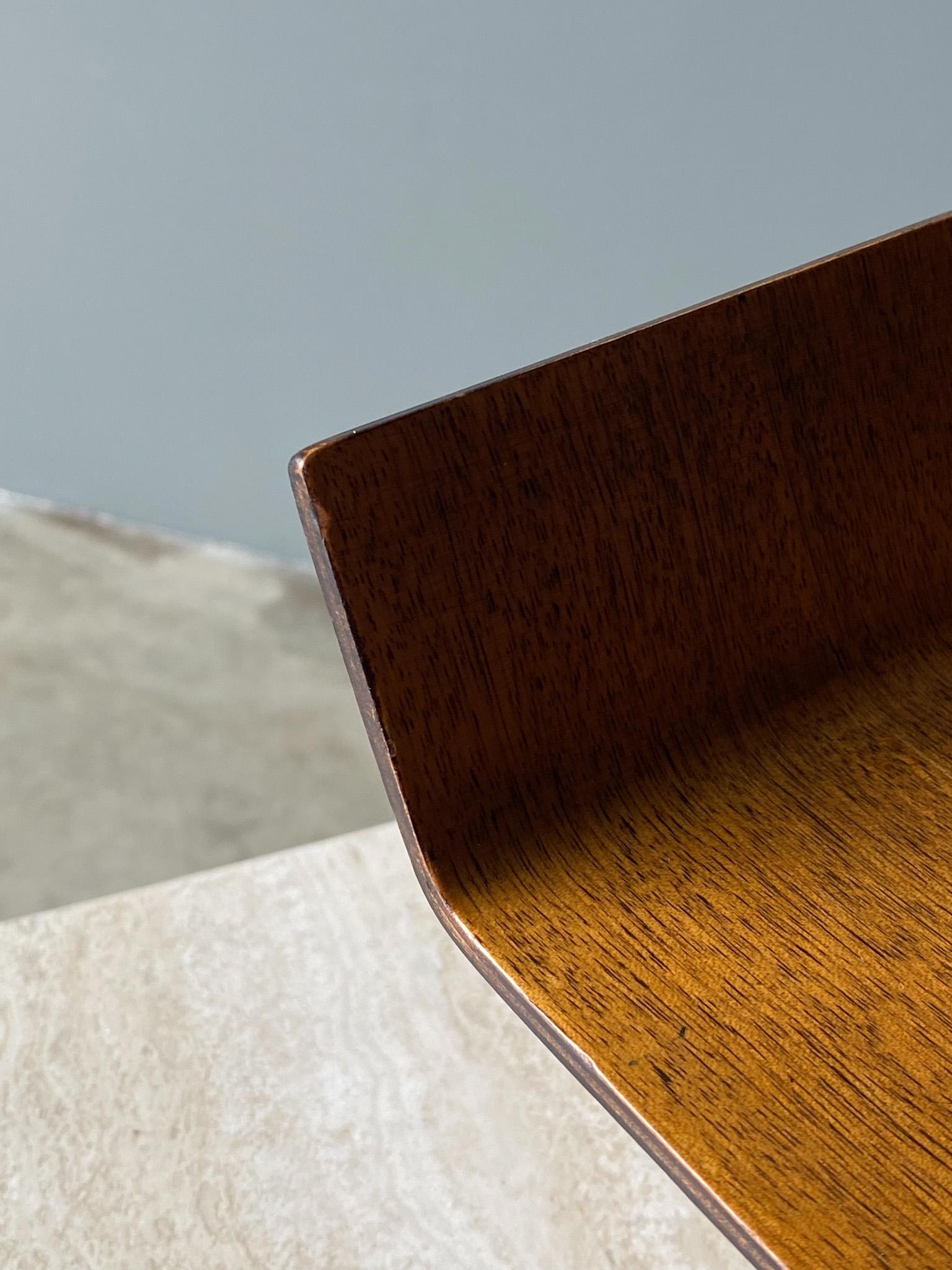 Florence Knoll Molded Plywood Architectural Letter Tray, 1960s 4