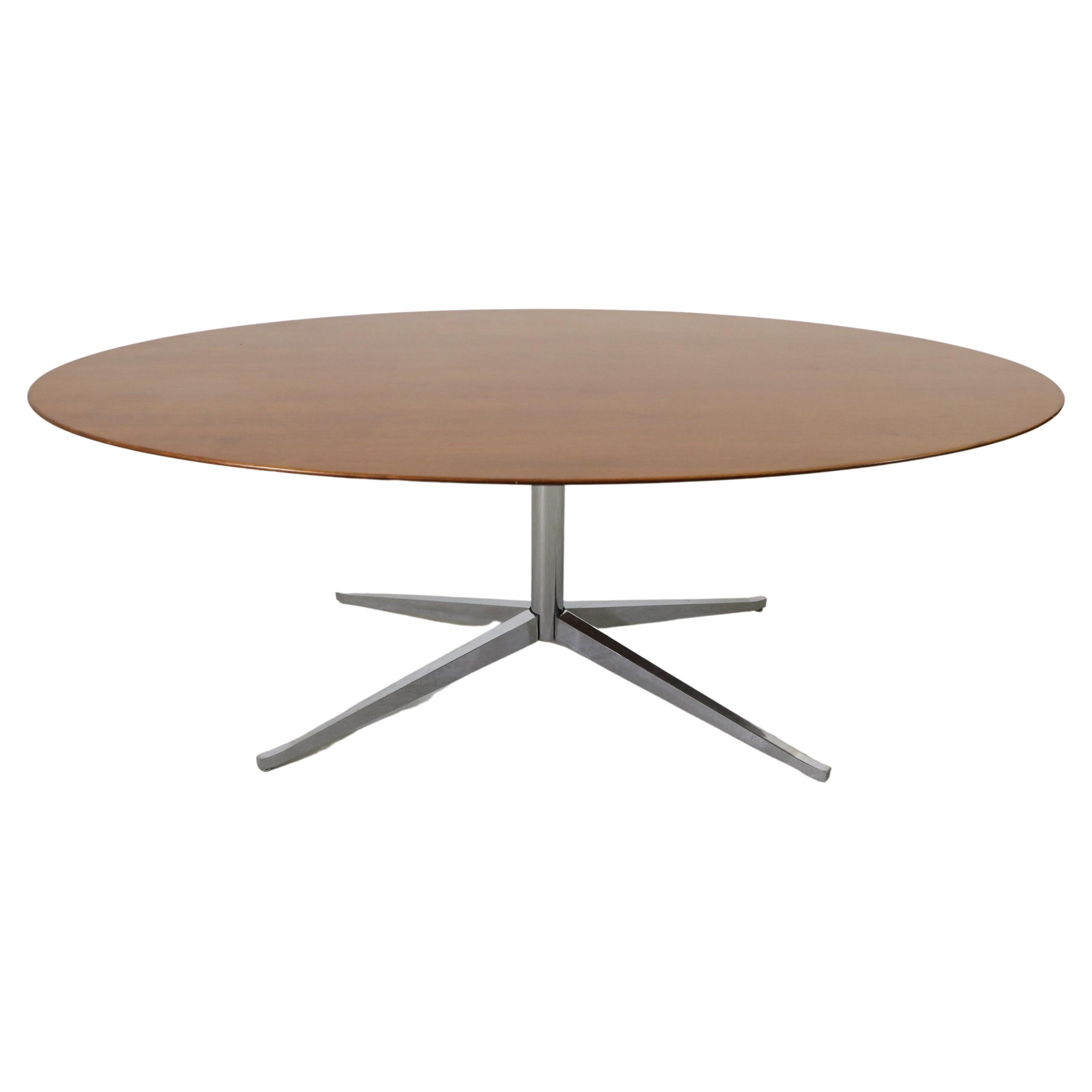 Oval dining table by Florence Knoll for Knoll International For Sale