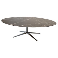Florence Knoll Mesa de comedor ovalada Mármol Knoll International