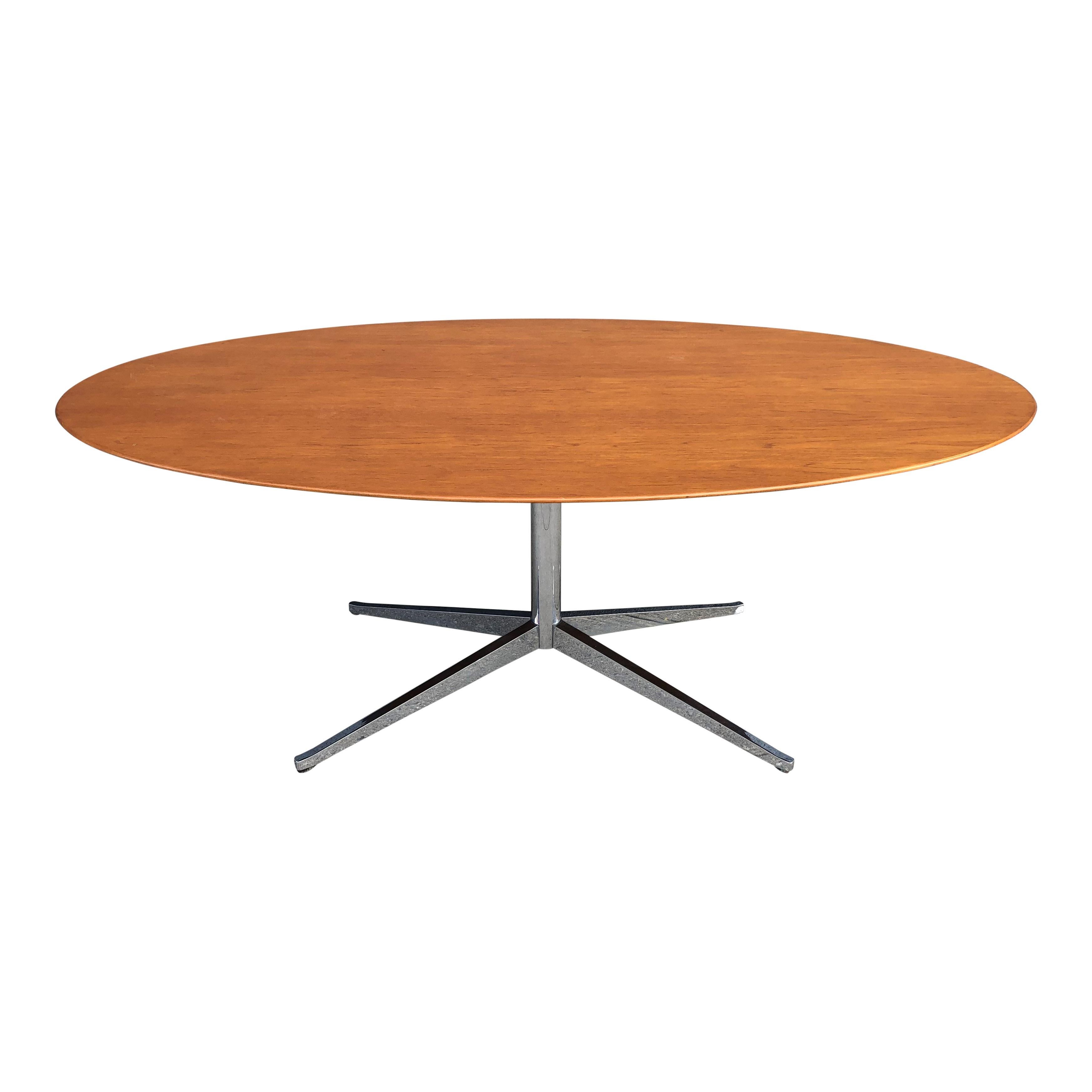 Florence Knoll Oval Table Desk in Walnut 3