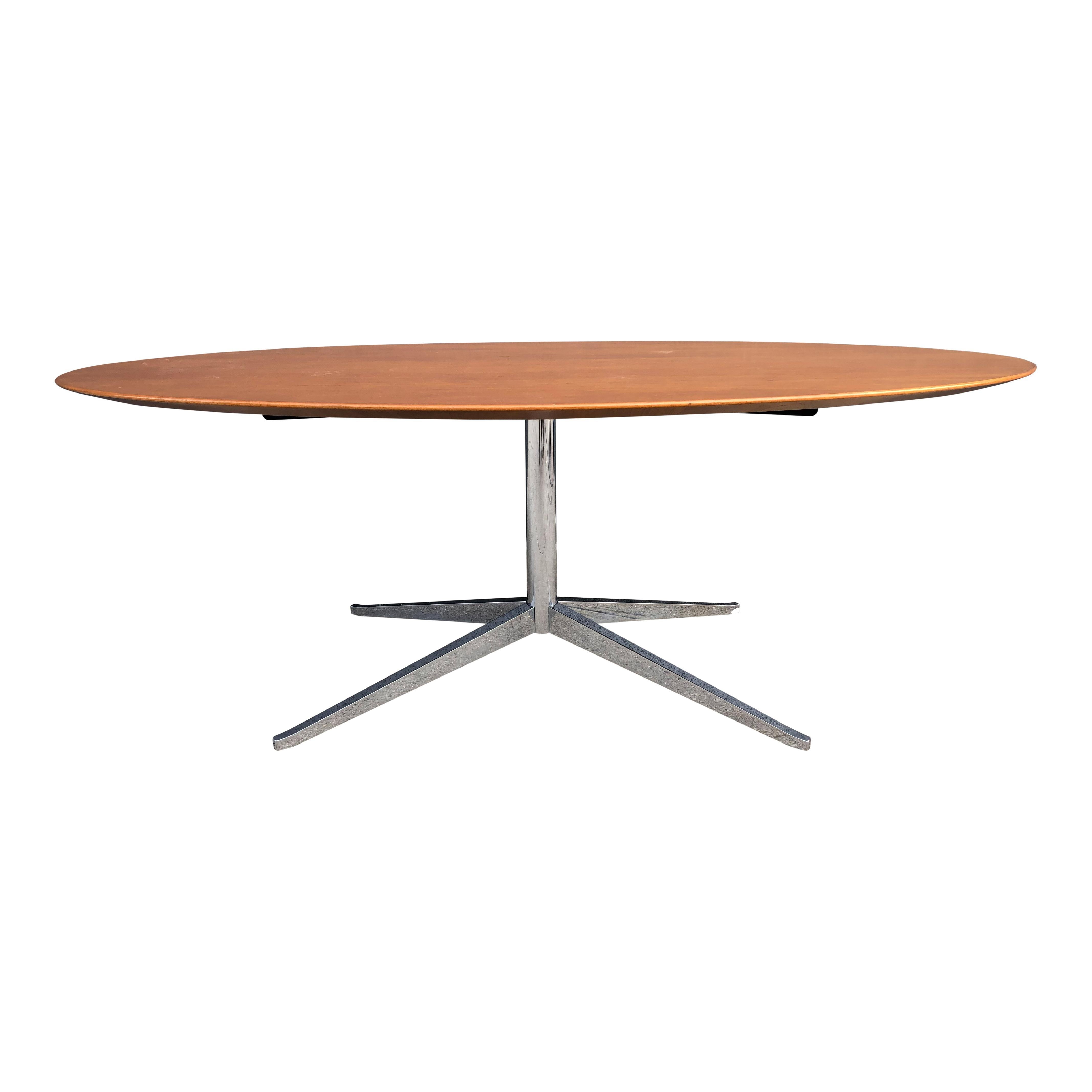 Plated Florence Knoll Oval Table Desk in Walnut