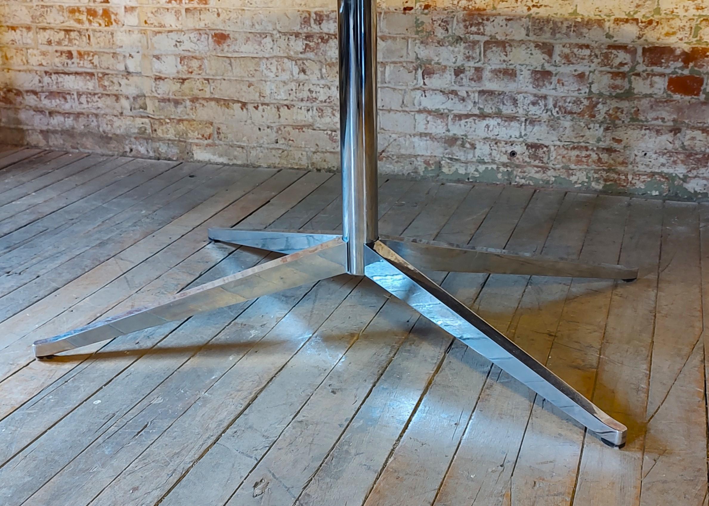 Knoll Walnut & Stainless Steel Conference / Dining Table

*The top has been refinished please review photographs thoroughly*

Overall Dimensions: 48
