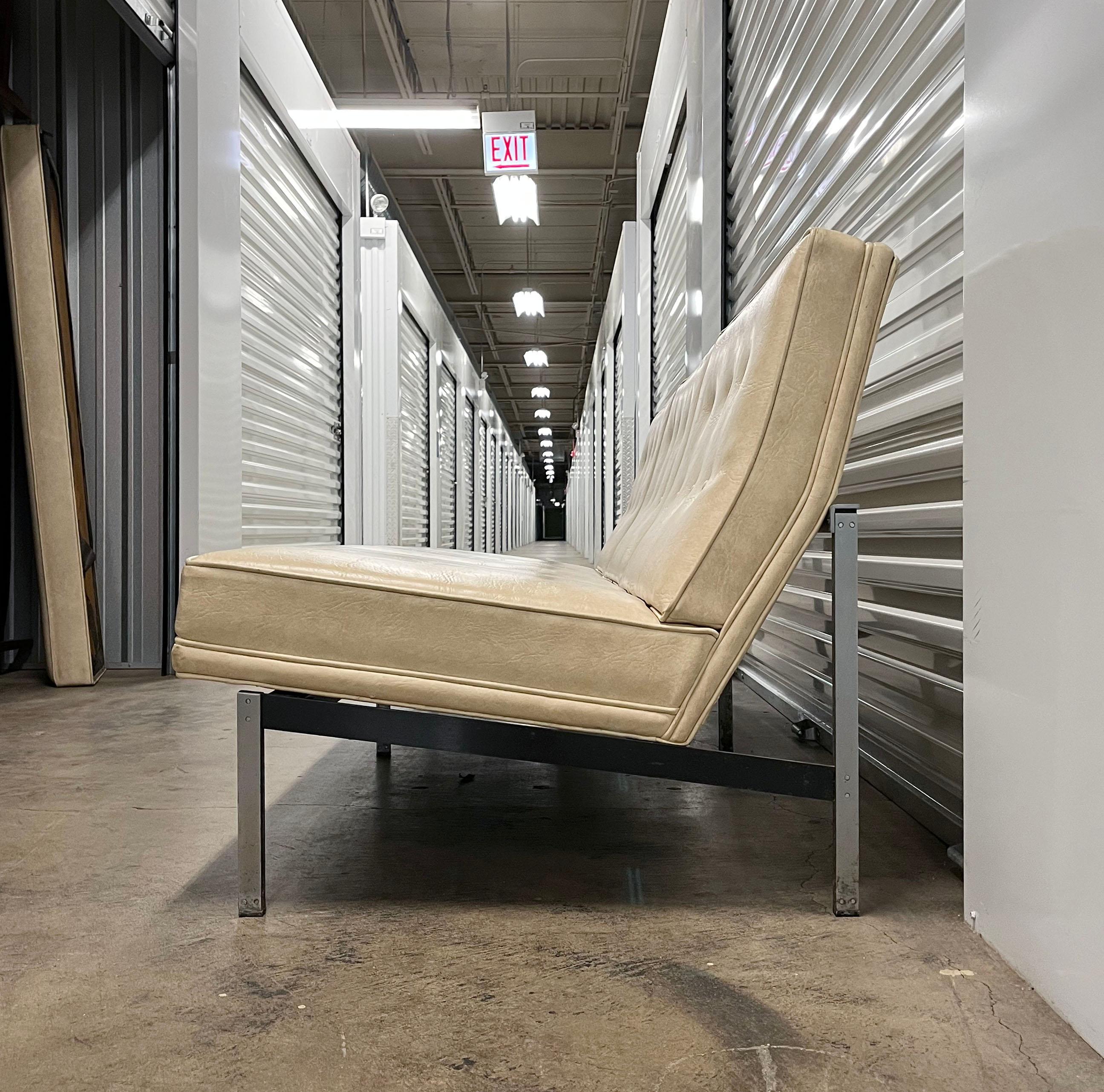 Canapé de bar parallèle Florence Knoll Bon état - En vente à Chicago, IL