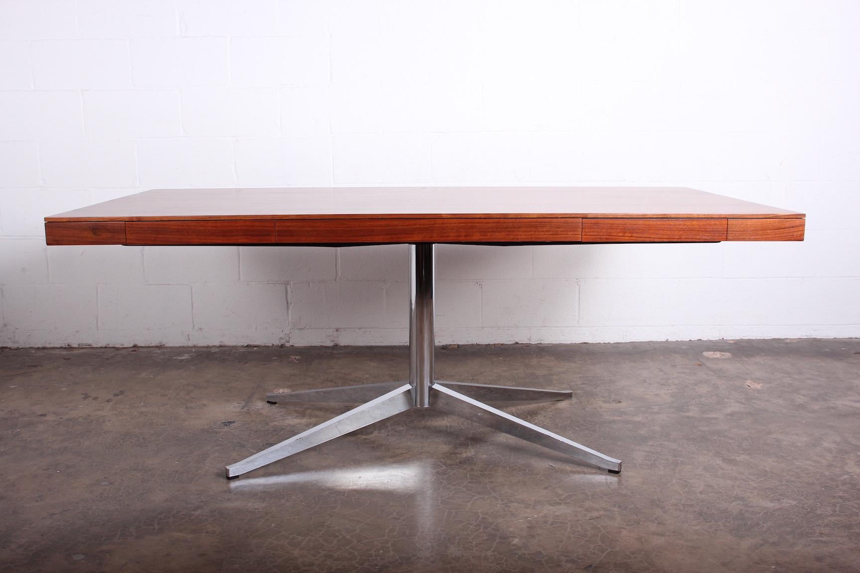 Florence Knoll Partners Desk In Good Condition In Dallas, TX