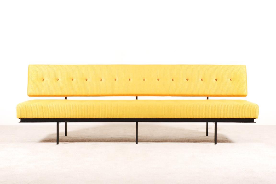 Mid-Century Modern Florence Knoll, Rare and Very Early Sofa Model 578 for Knoll International, 1954