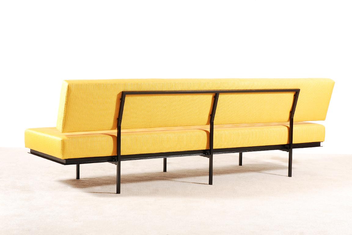 Florence Knoll, Rare and Very Early Sofa Model 578 for Knoll International, 1954 In Excellent Condition In Paris, FR