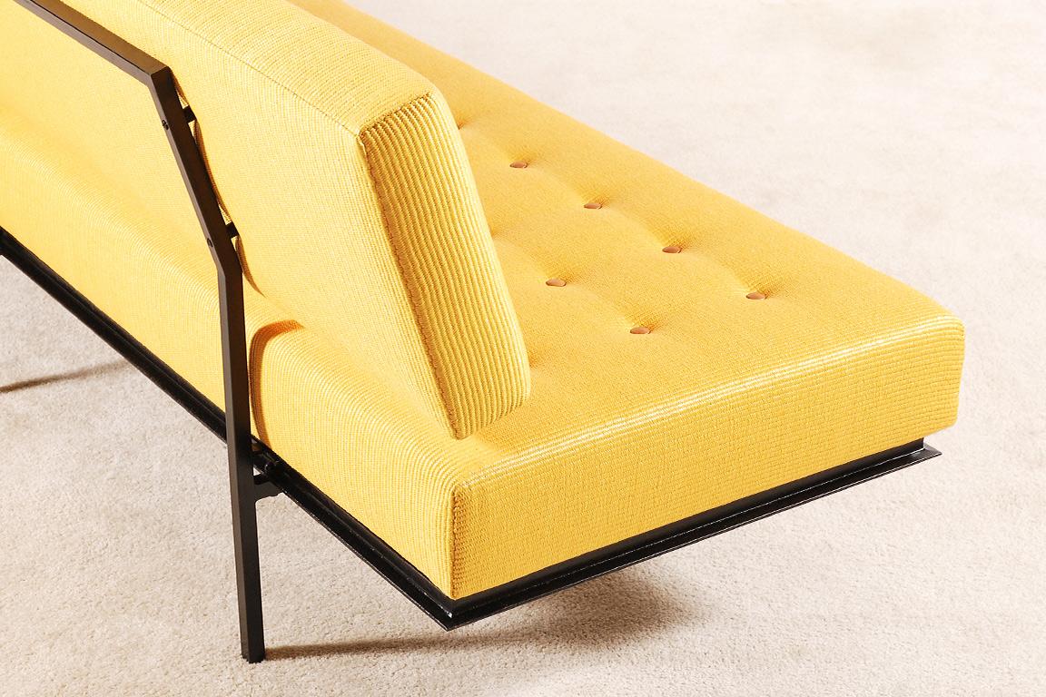 Mid-20th Century Florence Knoll, Rare and Very Early Sofa Model 578 for Knoll International, 1954