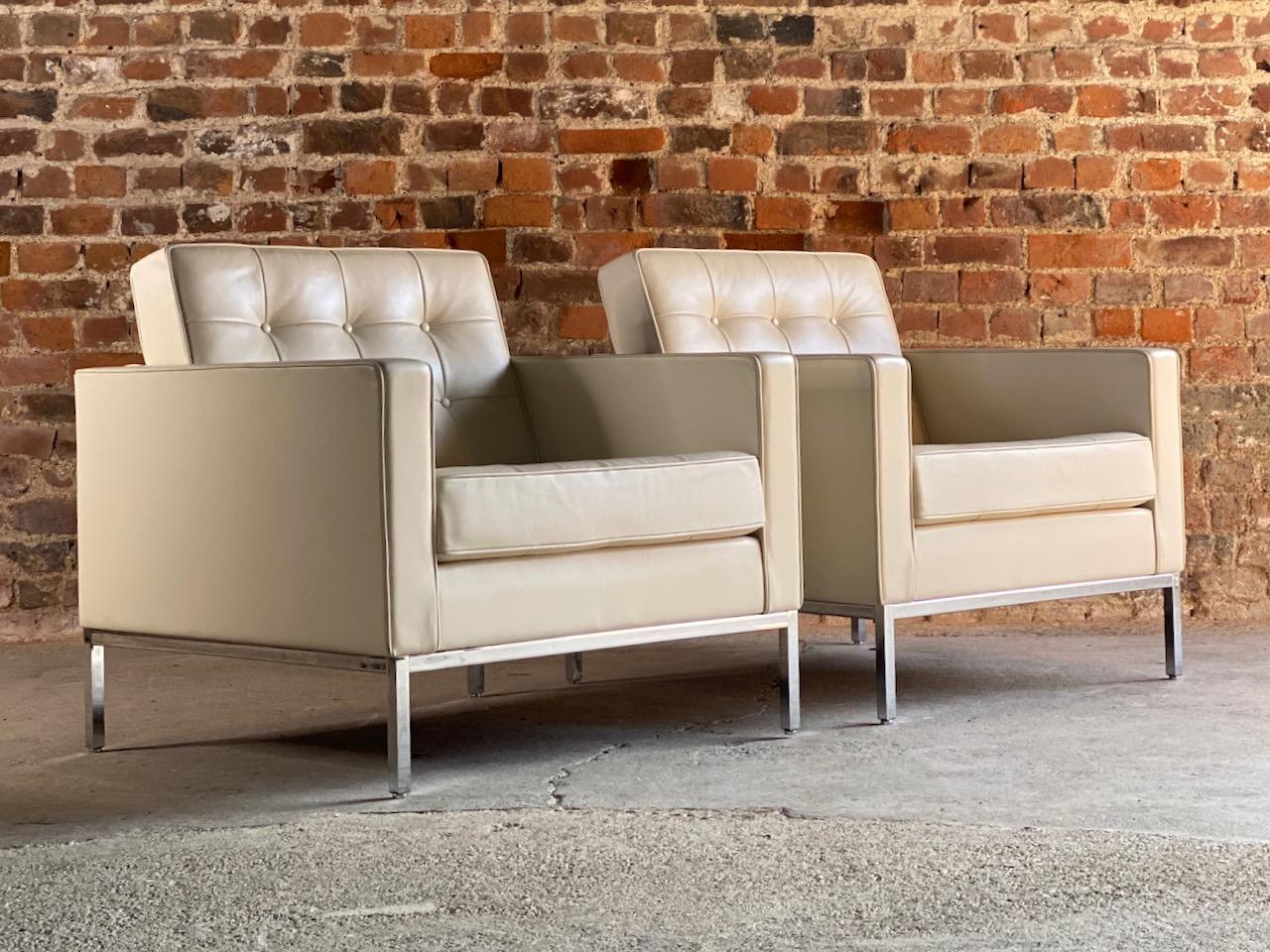 Florence Knoll Relax Leather Armchairs 1-Place Pair by Knoll Studio, USA 6