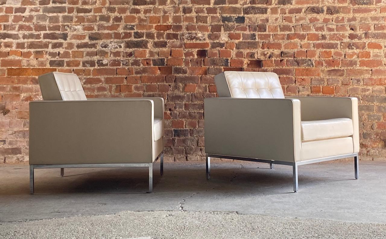 Florence Knoll Relax Leather Armchairs 1-Place Pair by Knoll Studio, USA 3