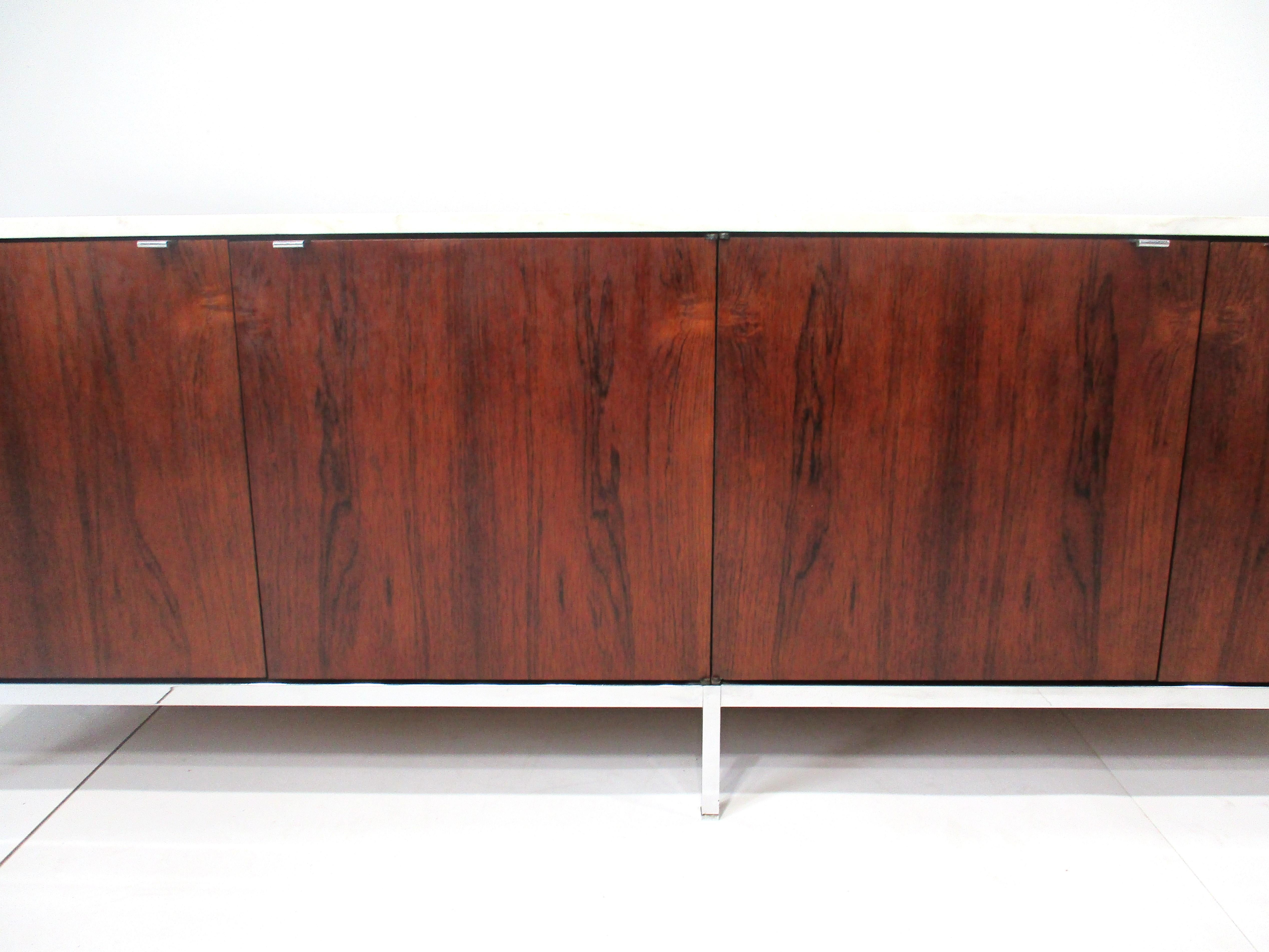 Mid-Century Modern Florence Knoll Rosewood and Marble Credenza for Knoll