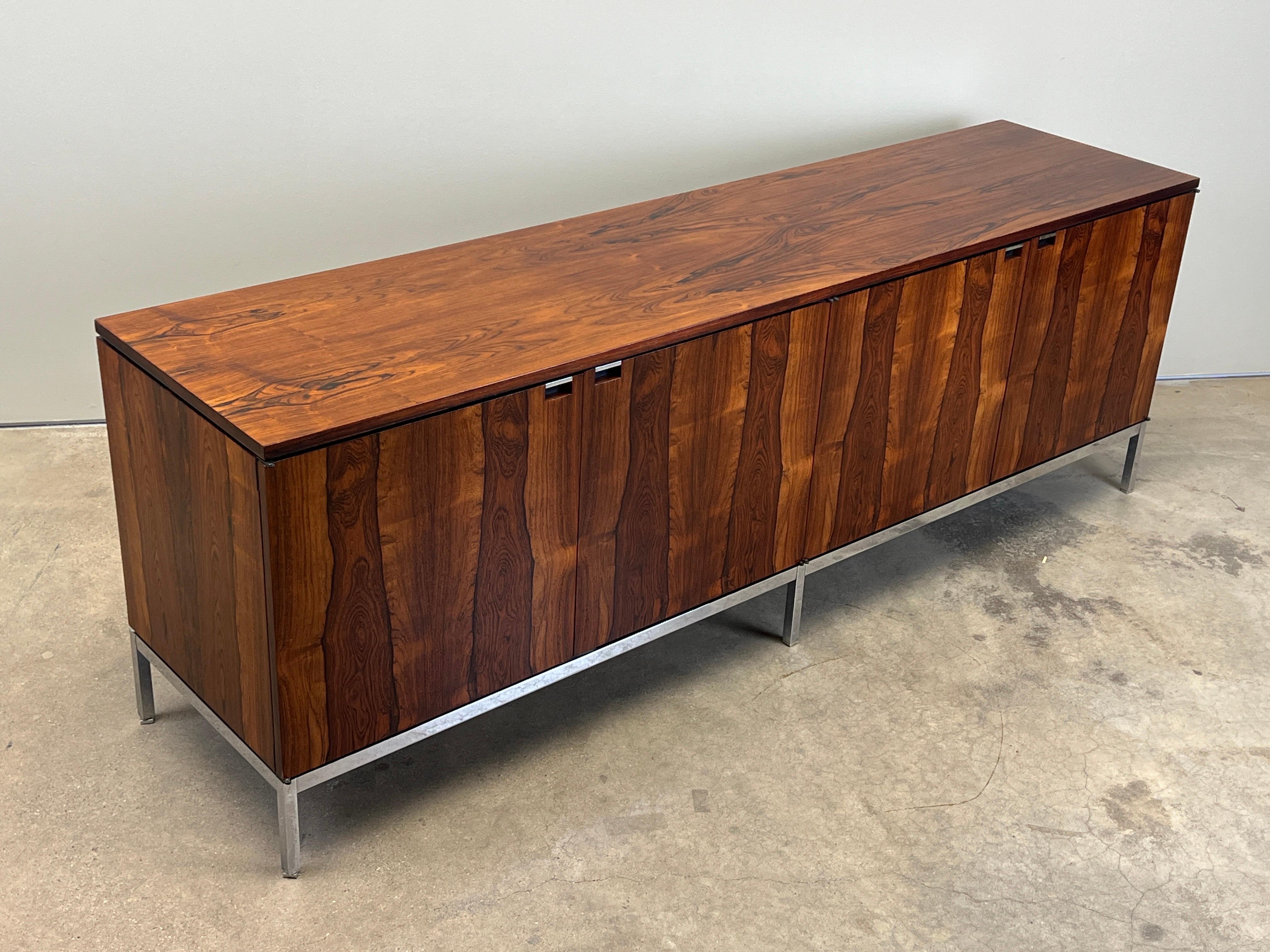 Credenza in palissandro Florence Knoll in vendita 4