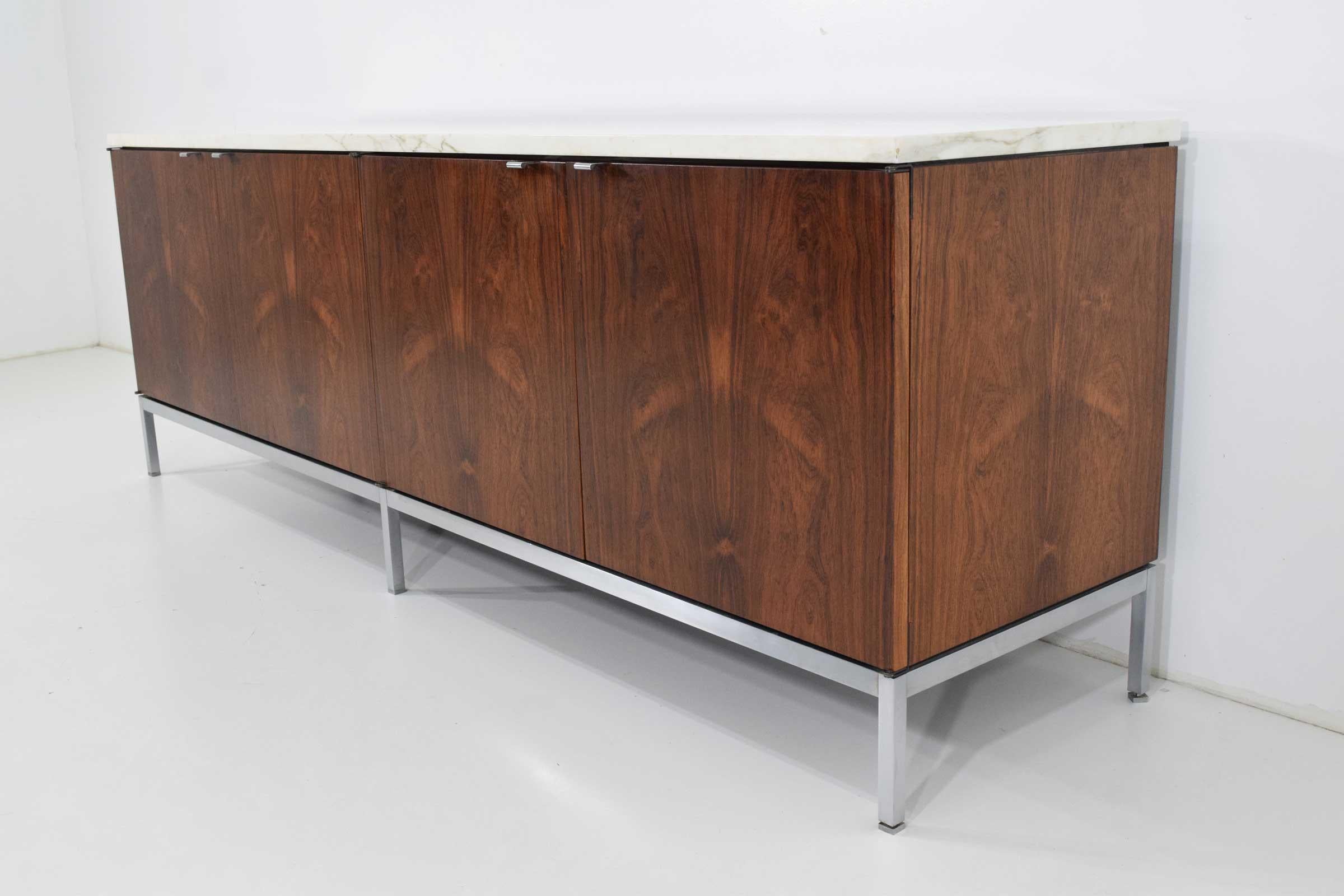 Florence Knoll Rosewood Credenza with Calacatta Marble Top In Good Condition In Dallas, TX