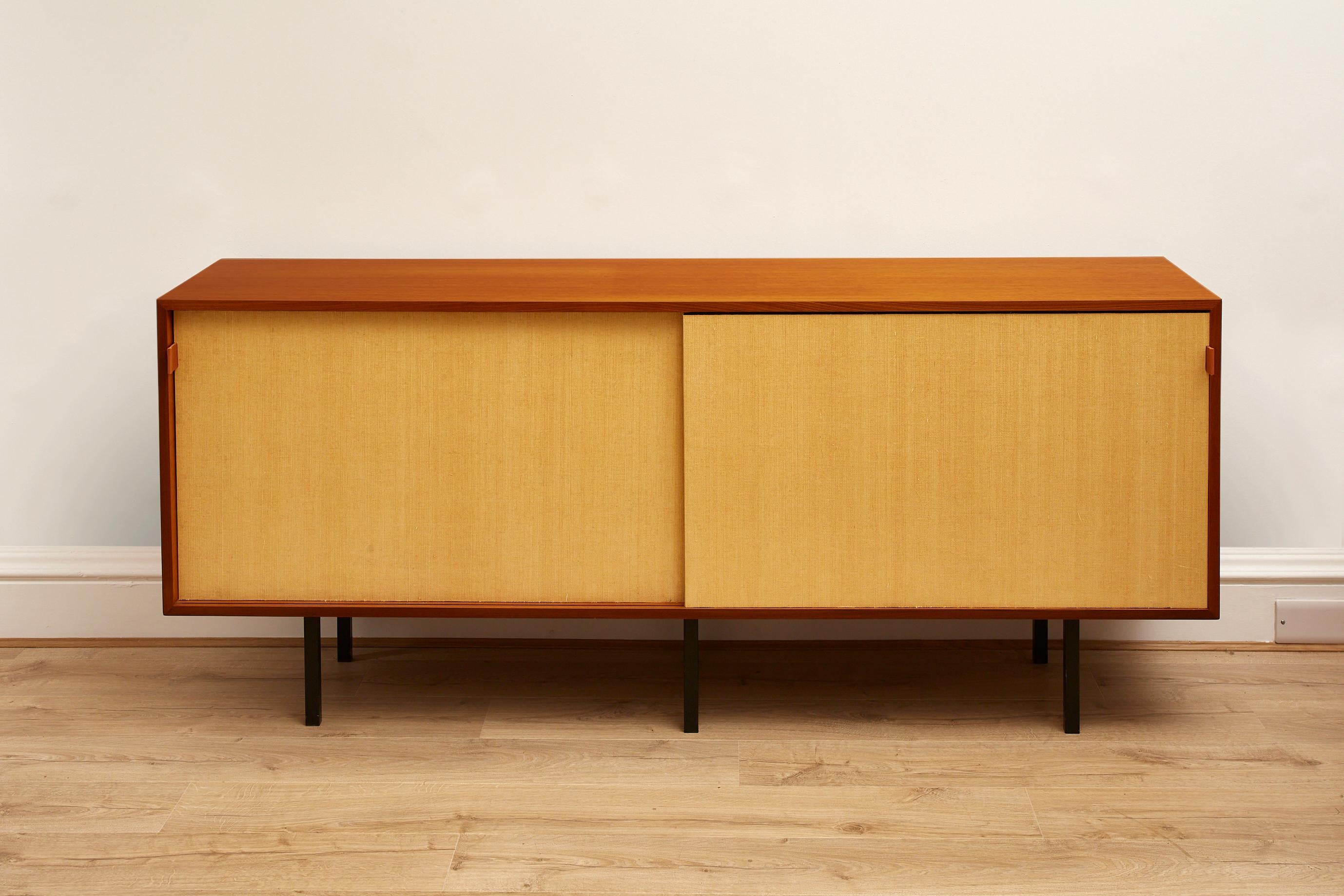 Florence Knoll Seagrass Sideboard Credenza Mod. 116 Knoll International, 1950s  In Good Condition In London, GB