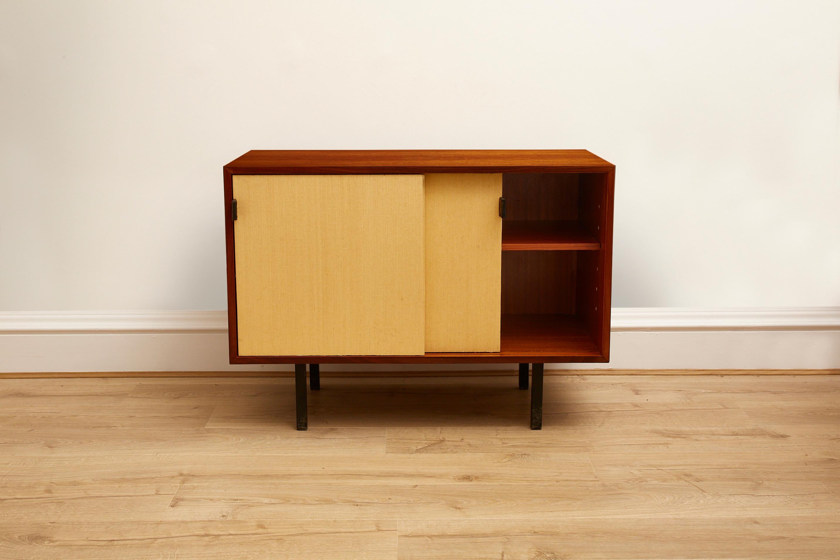 American Florence Knoll seagrass two door credenza cabinet for Knoll international 1960's For Sale
