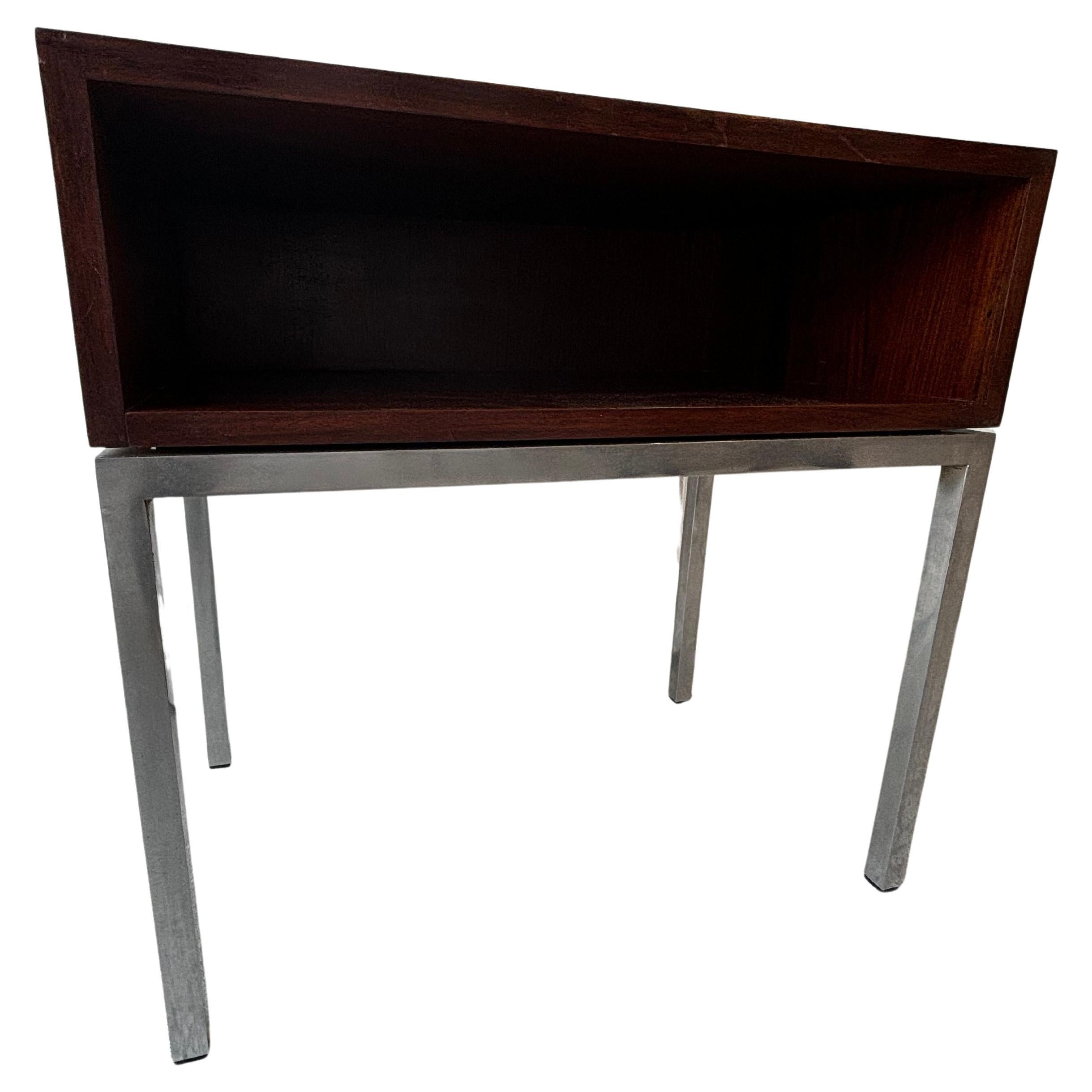 Florence Knoll Beistelltisch für Knoll International 1970er Jahre im Angebot