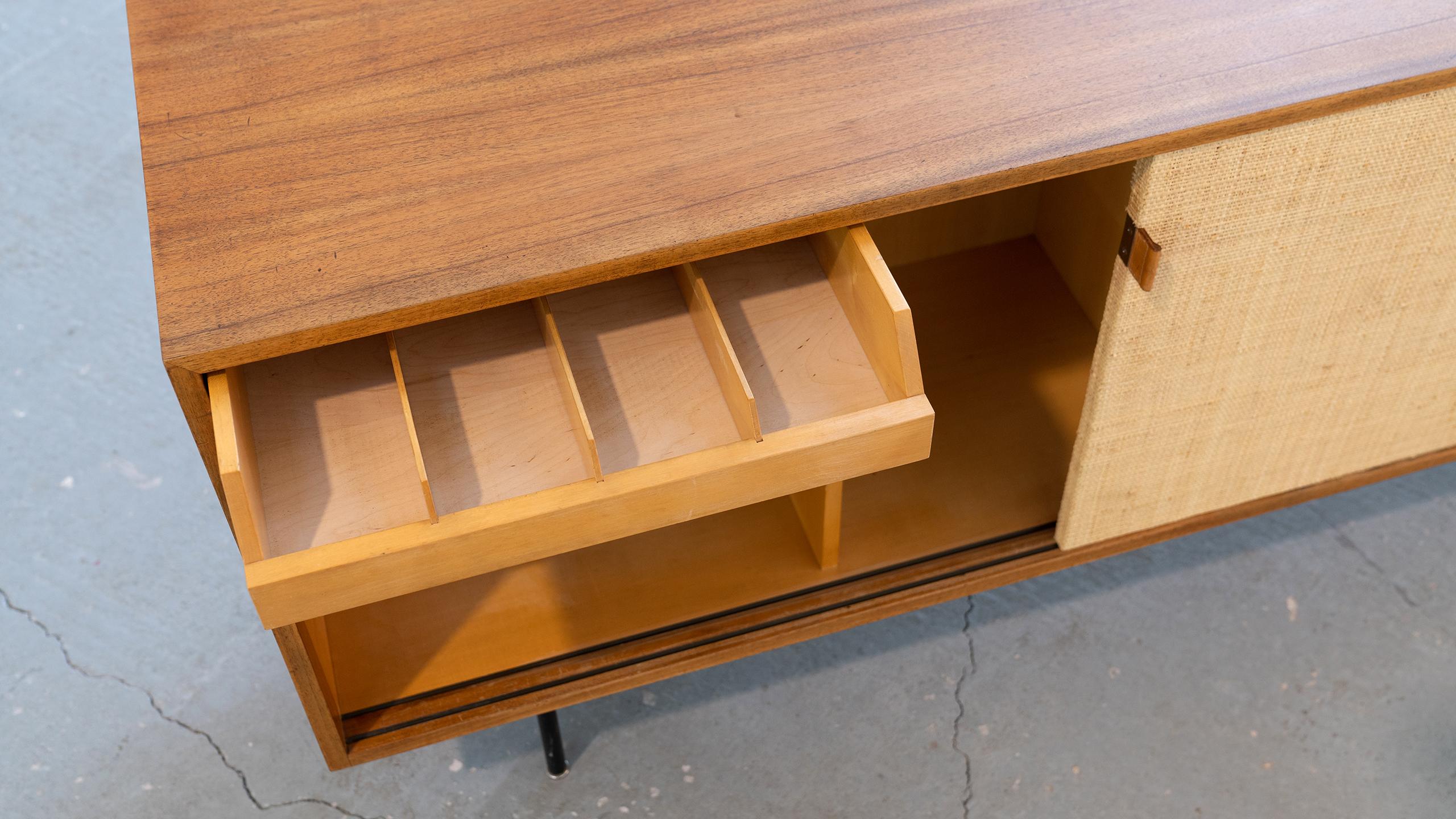 Florence Knoll, Sideboard 1968 Seagrass Doors and Walnut by Knoll International 10