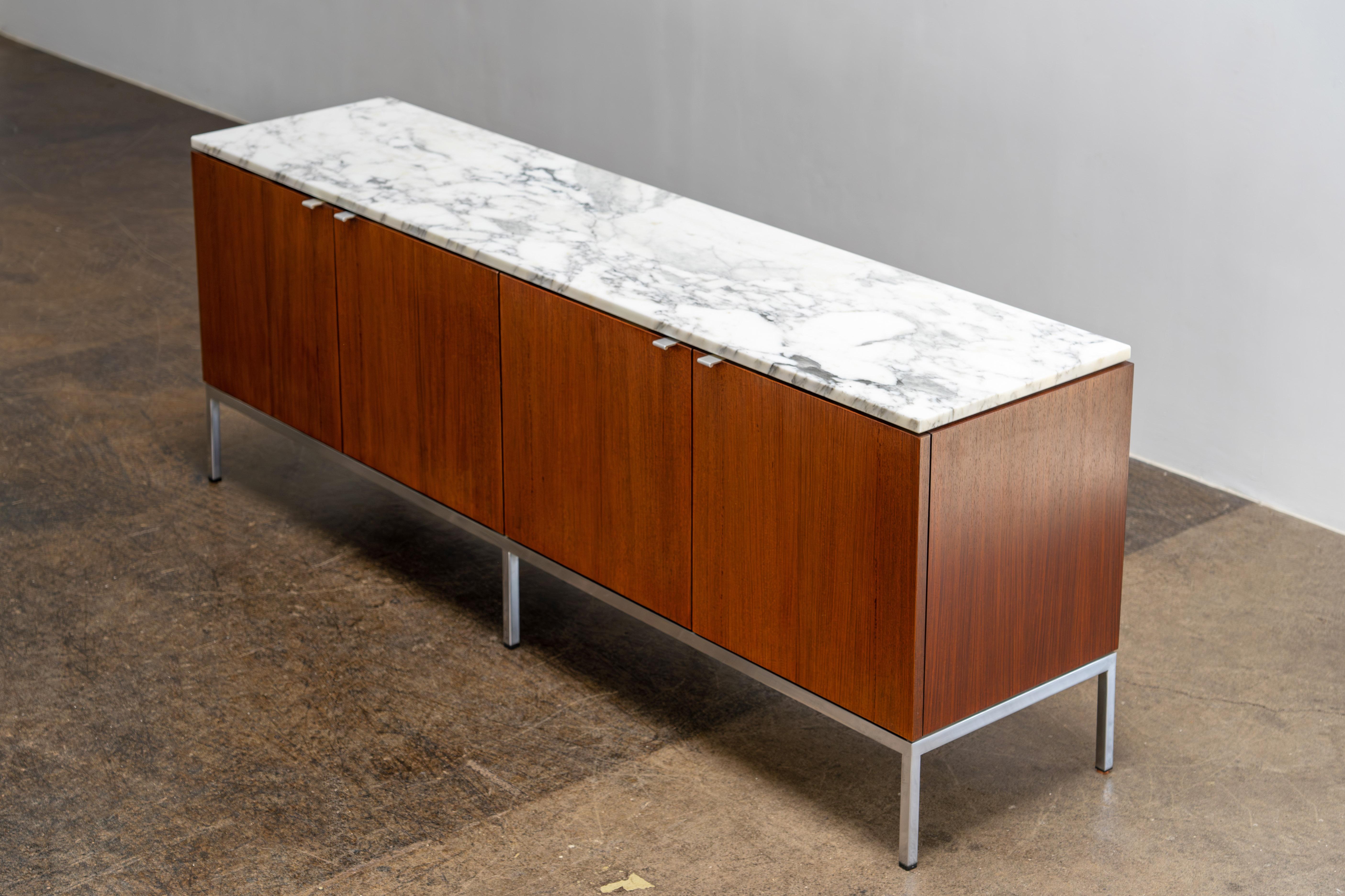Florence Knoll - Credenza in palissandro indiano e marmo di Carrara, design 1954 in vendita 4