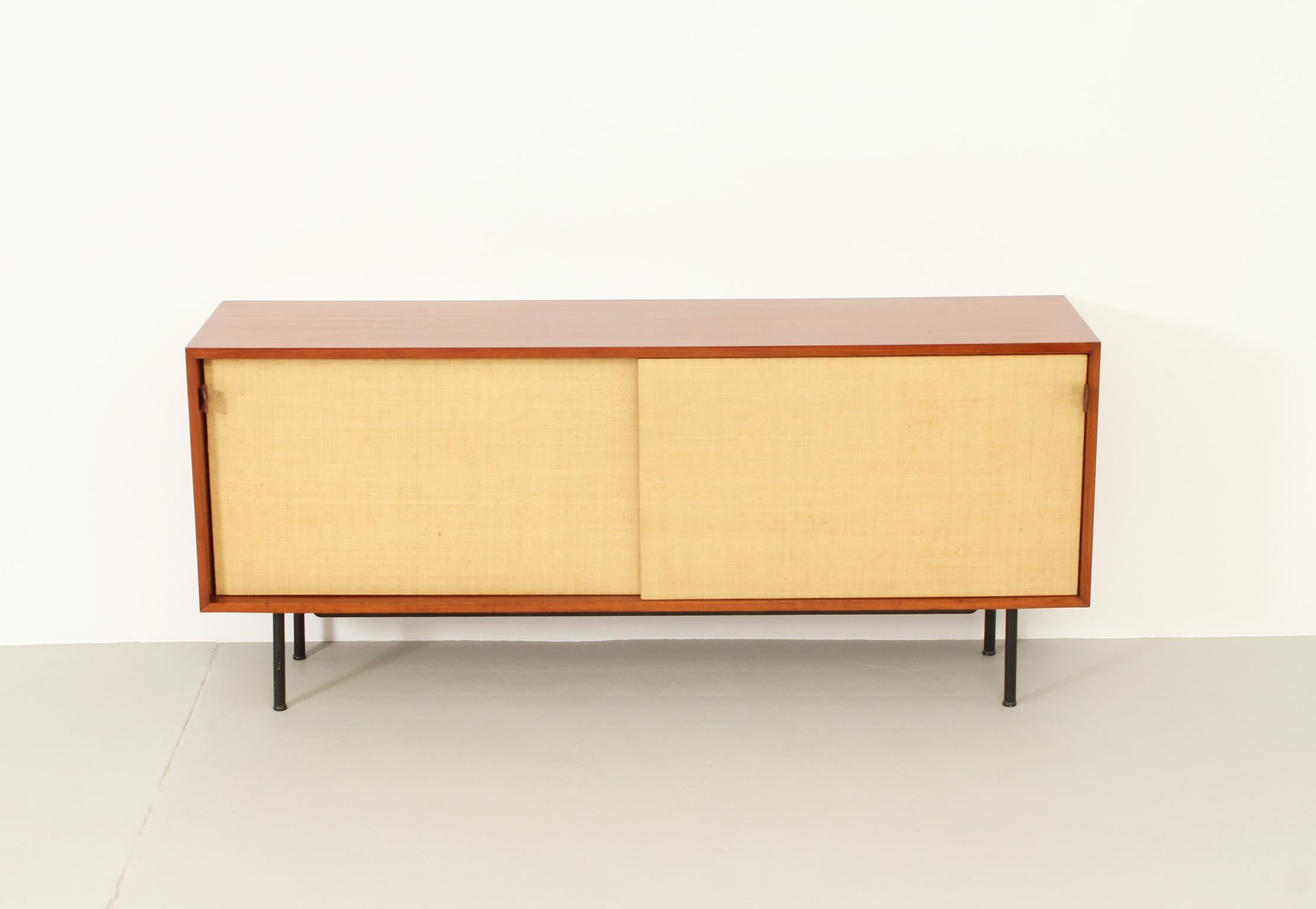 Florence Knoll Sideboard Model 116 with Seagrass Sliding Doors For Sale 2