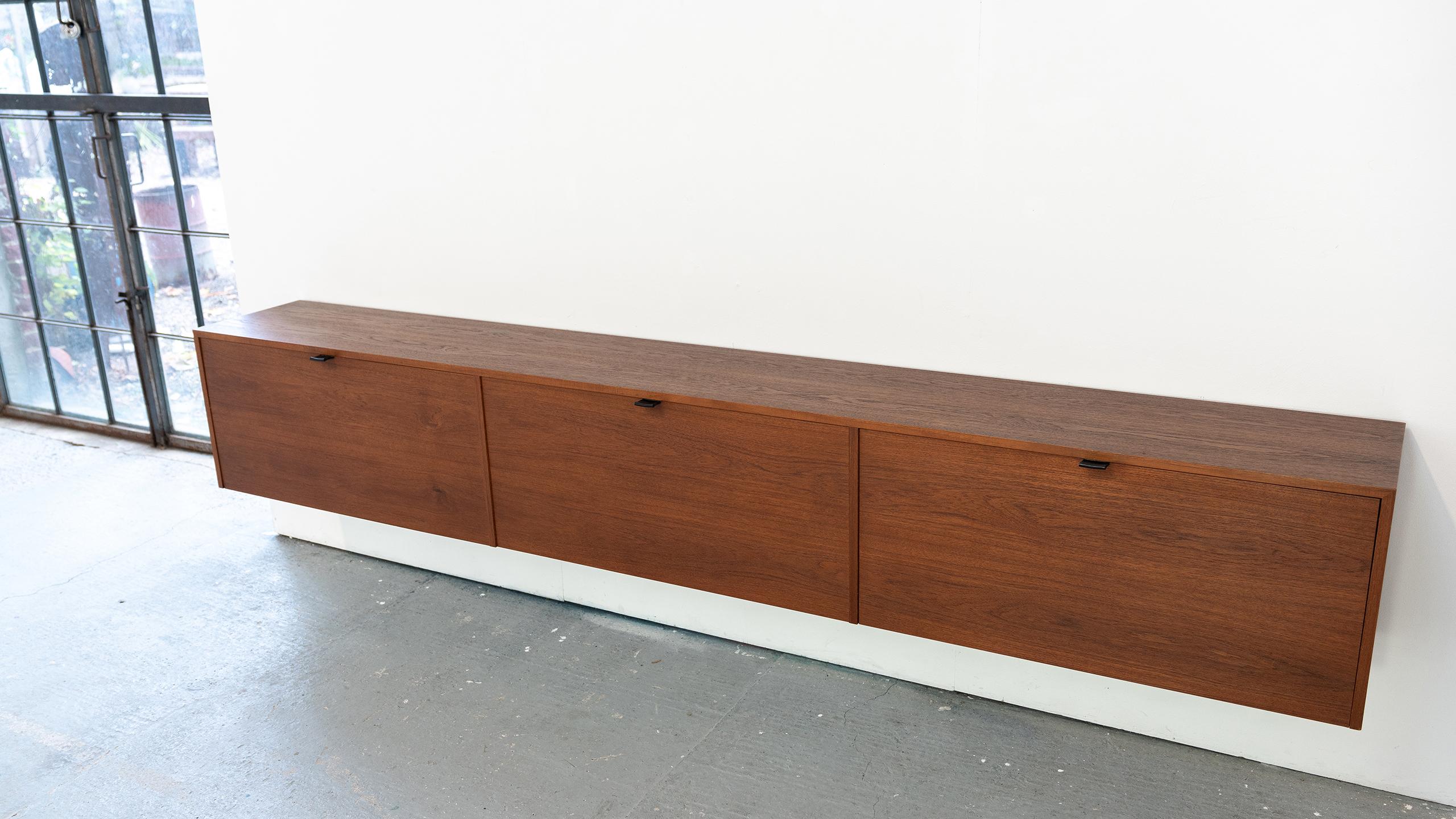 Florence Knoll, Sideboard, Wall Bar Unit in Teak, 1954 for Knoll International For Sale 11