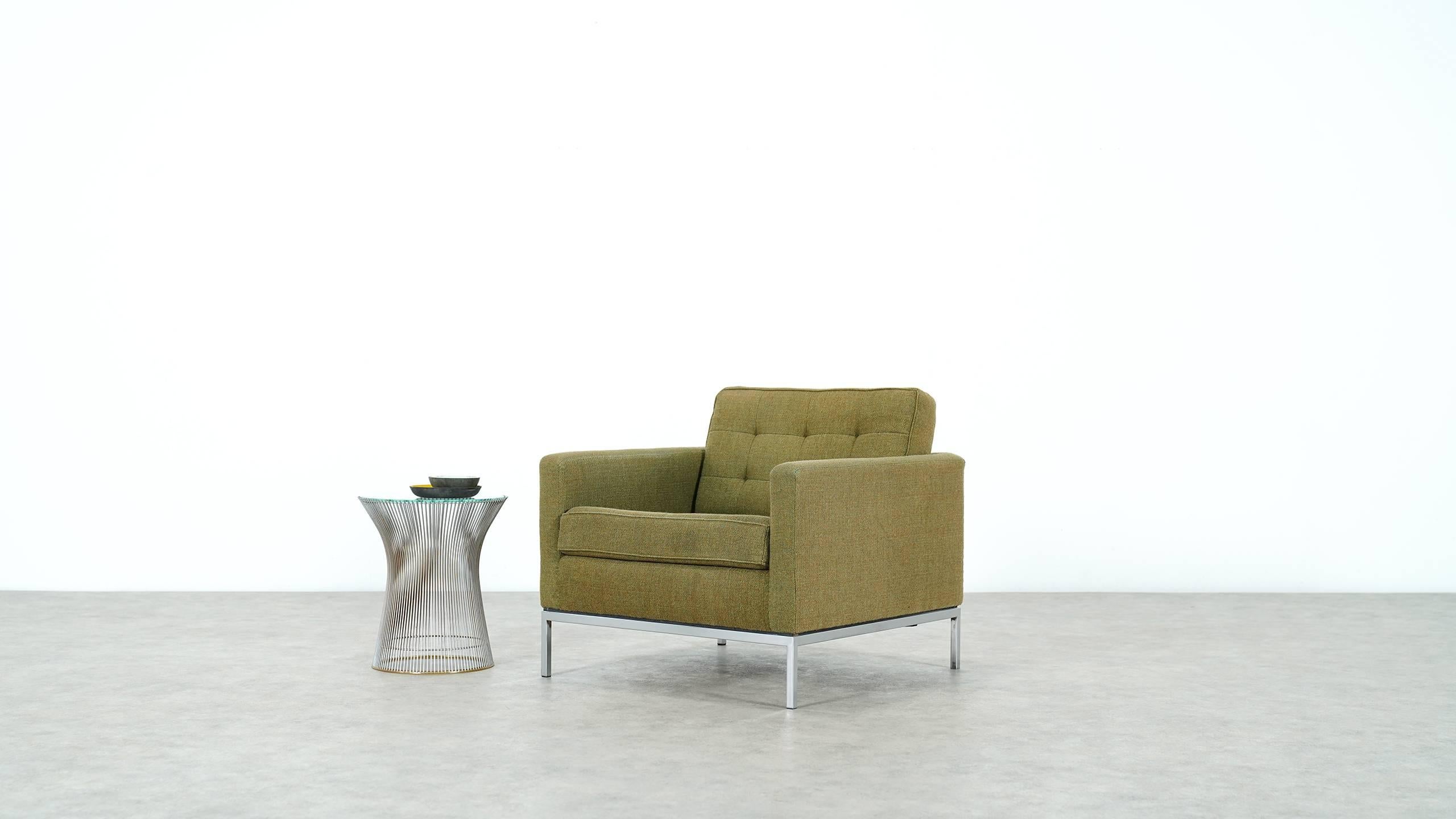 Florence Knoll, Sofa and Lounge Chair, 1954 for Knoll International, in Kvadrat 9