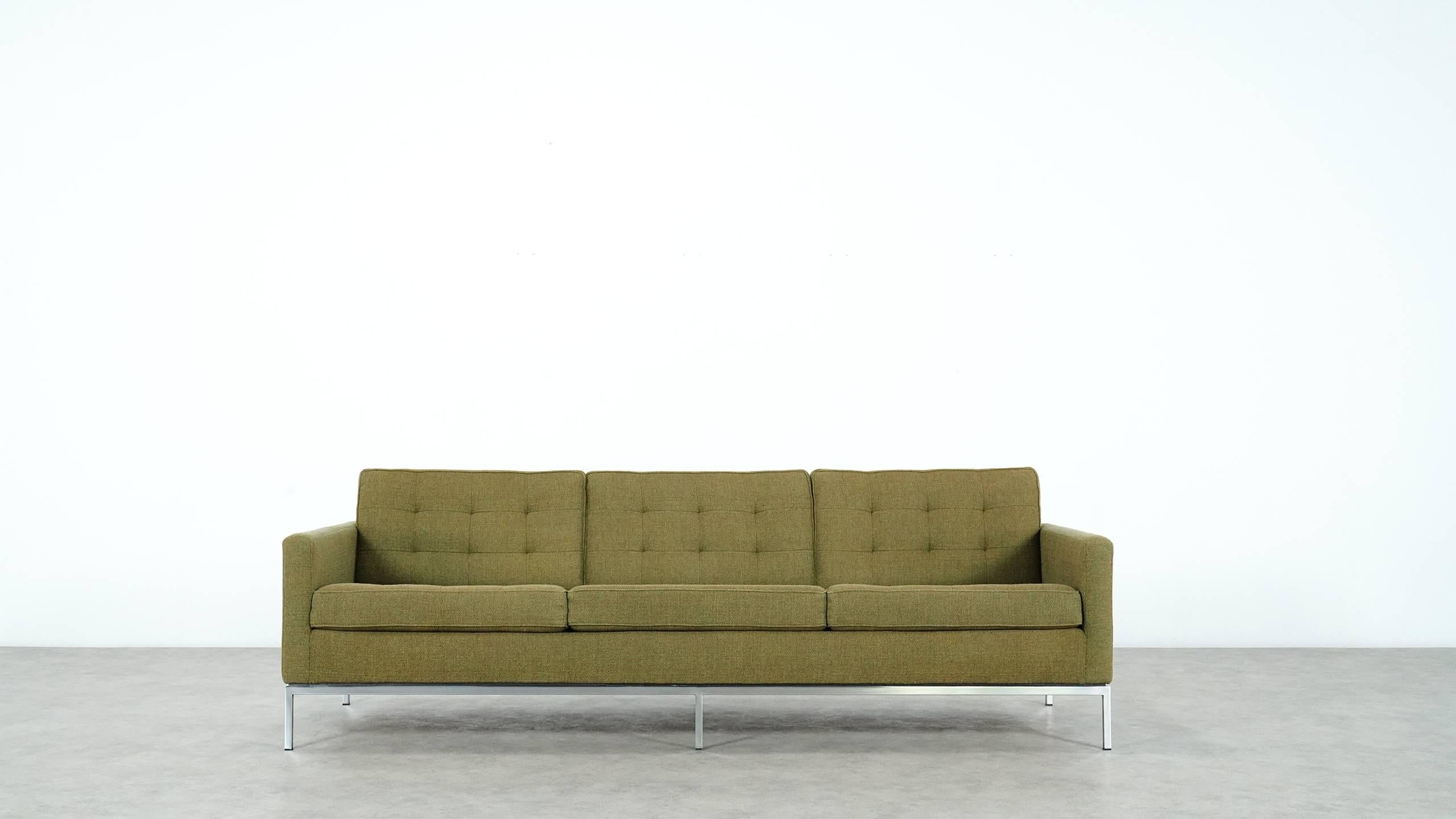 Florence Knoll, Sofa and Lounge Chair, 1954 for Knoll International, in Kvadrat 10