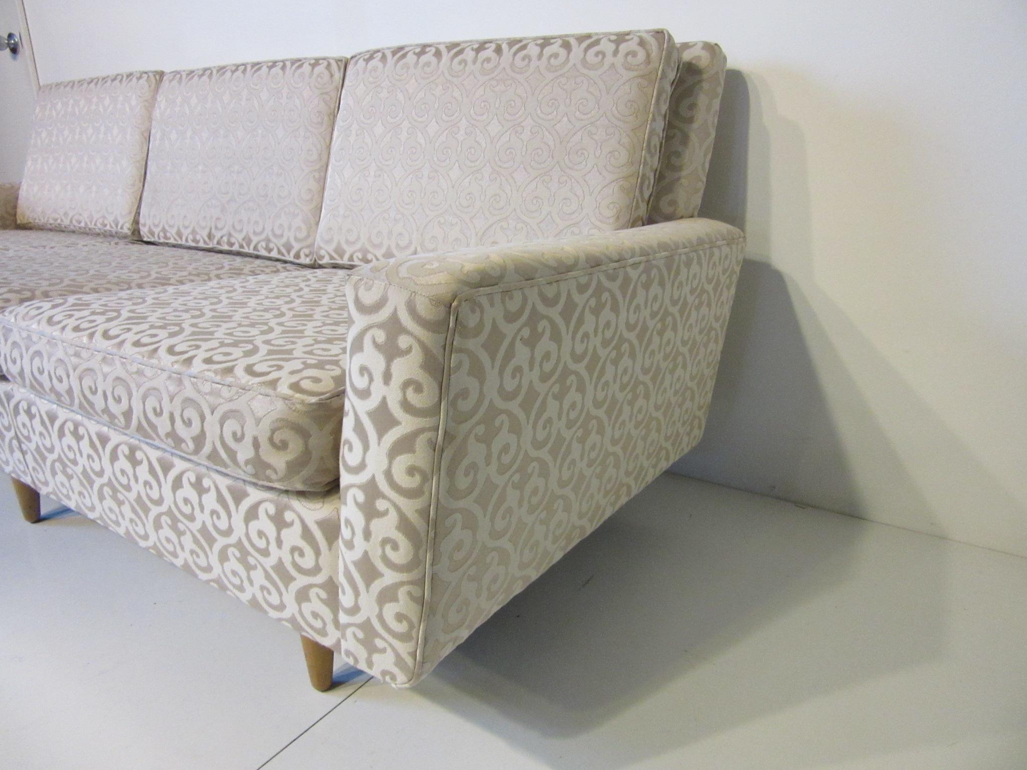 Mid-Century Modern Florence Knoll Sofa for Knoll