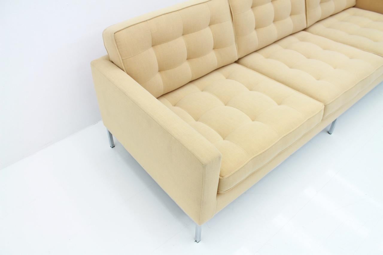 Mid-Century Modern Florence Knoll Sofa for Knoll International