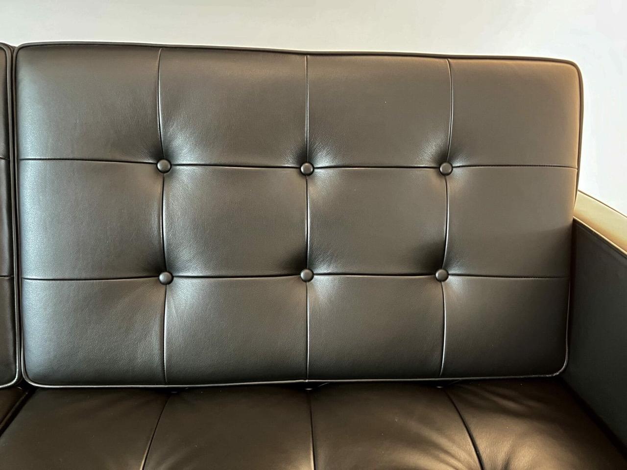 Canapé Florence Knoll en cuir noir 'Sabrina' - Occasion rare (2012) en vente 11