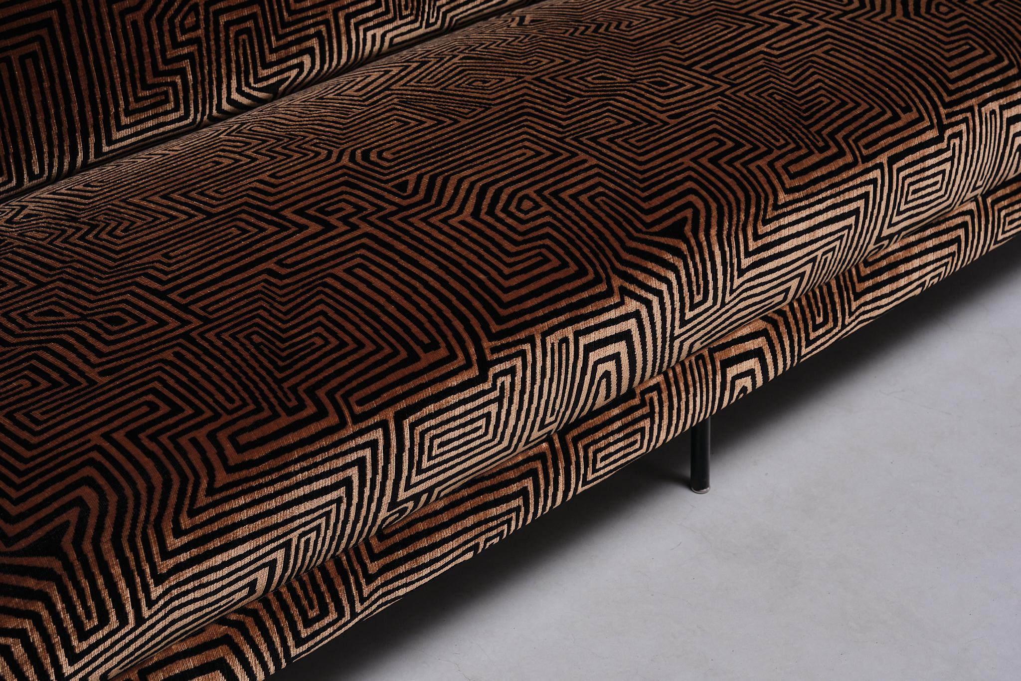 Canapé Florence Knoll en velours Jacquard Dedar à motifs, De Coene, Belgique, années 1950 Bon état - En vente à The Hague, NL