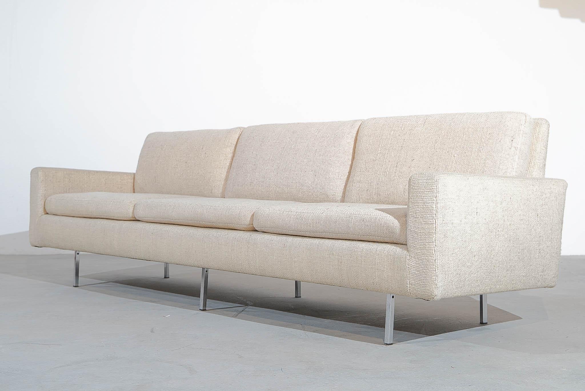 Florence Knoll Sofa Knoll International 3 Sitzer Knoll International Model No. 26 (Moderne der Mitte des Jahrhunderts) im Angebot