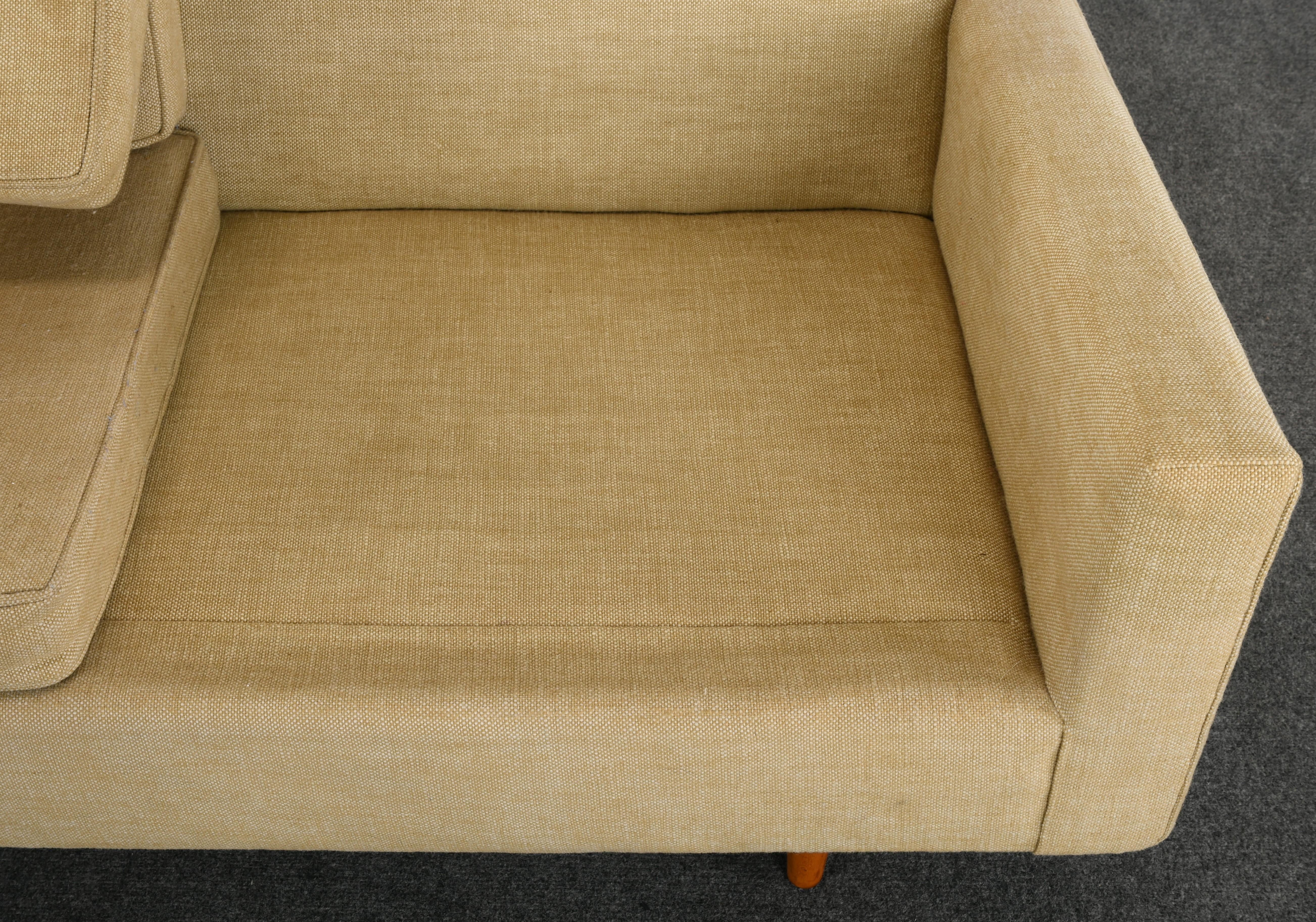 Florence Knoll Sofa Model #26, 1947-1970 7