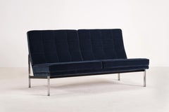 Florence Knoll, Sofa "Parallel Bar" for Knoll, 1954 / 1960. Newly upholstered.