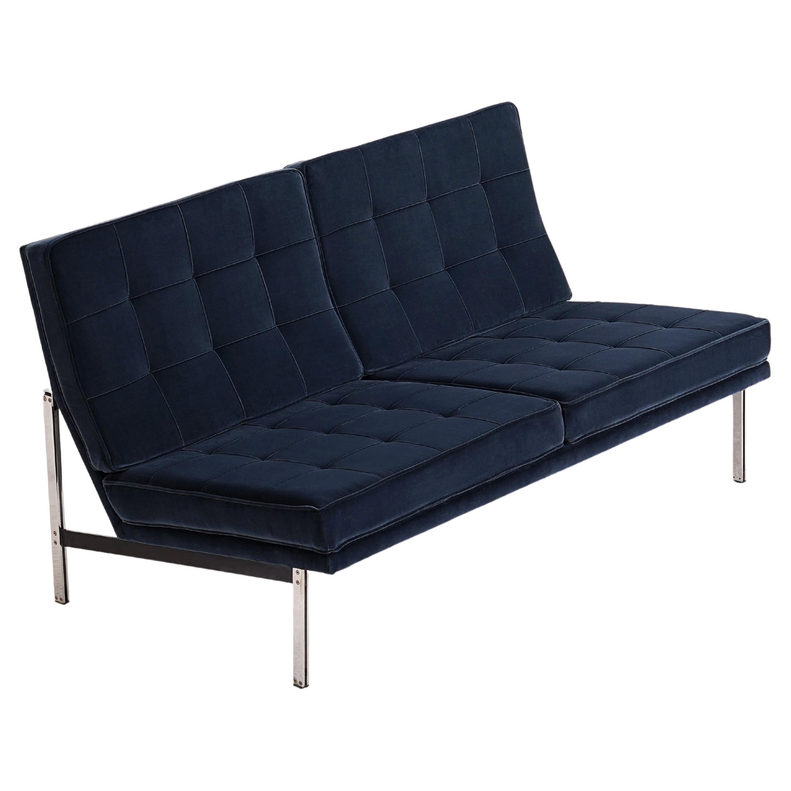 Florence Knoll, Sofa "Parallel Bar" for Knoll, 1954 / 1960. Newly upholstered. For Sale