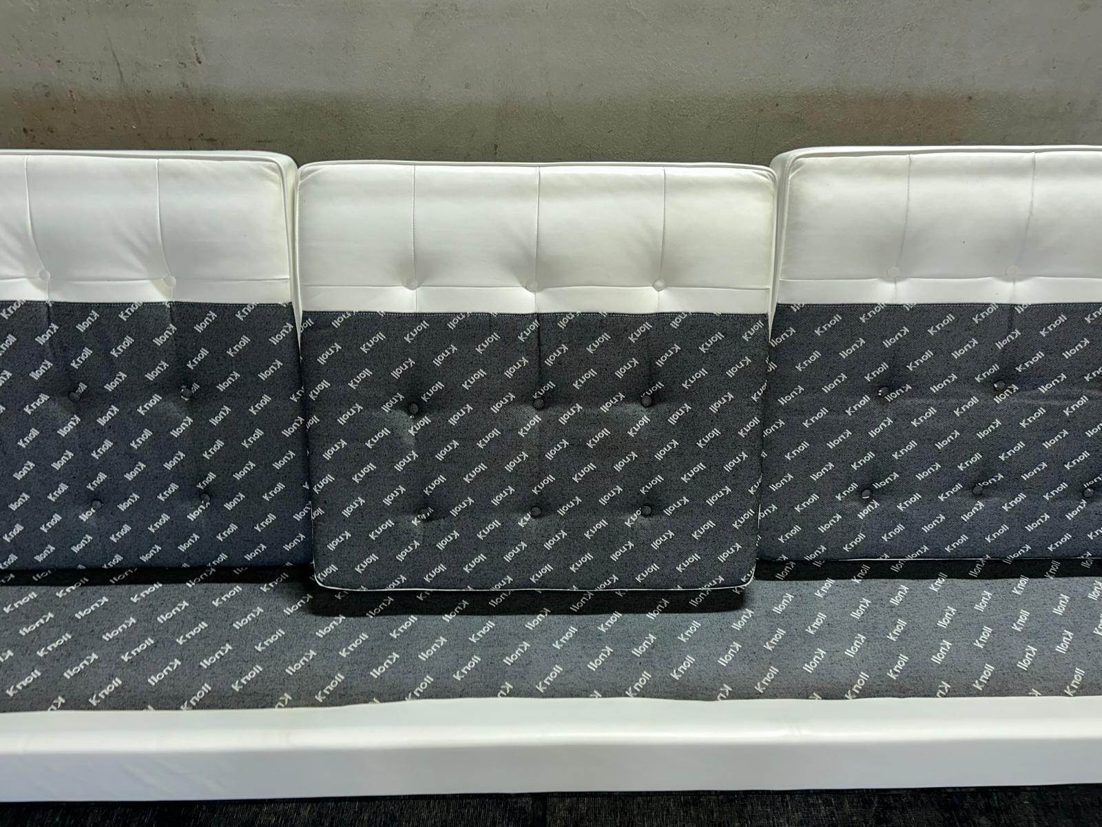 Divano Florence Knoll Pelle bianca in vendita 9