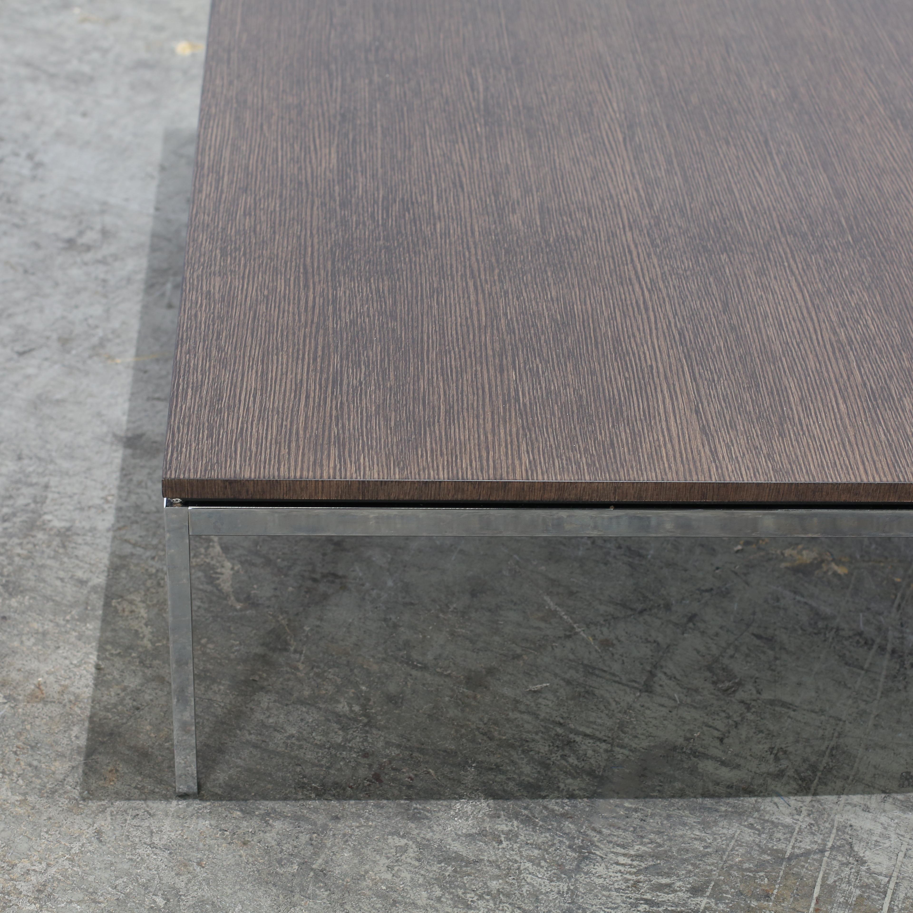 Américain Table basse carrée Florence Knoll en vente