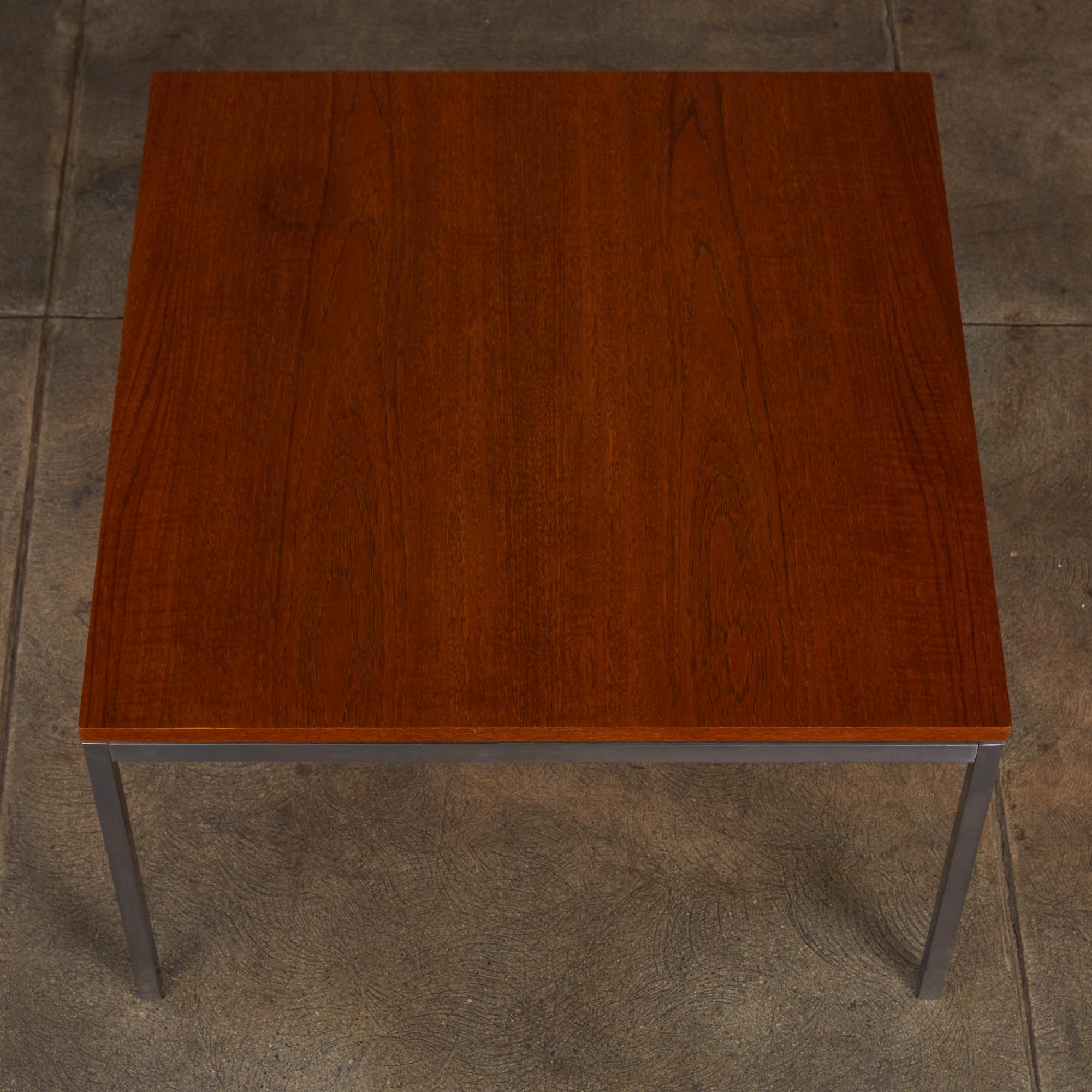 American Florence Knoll Square Walnut Coffee Table For Sale