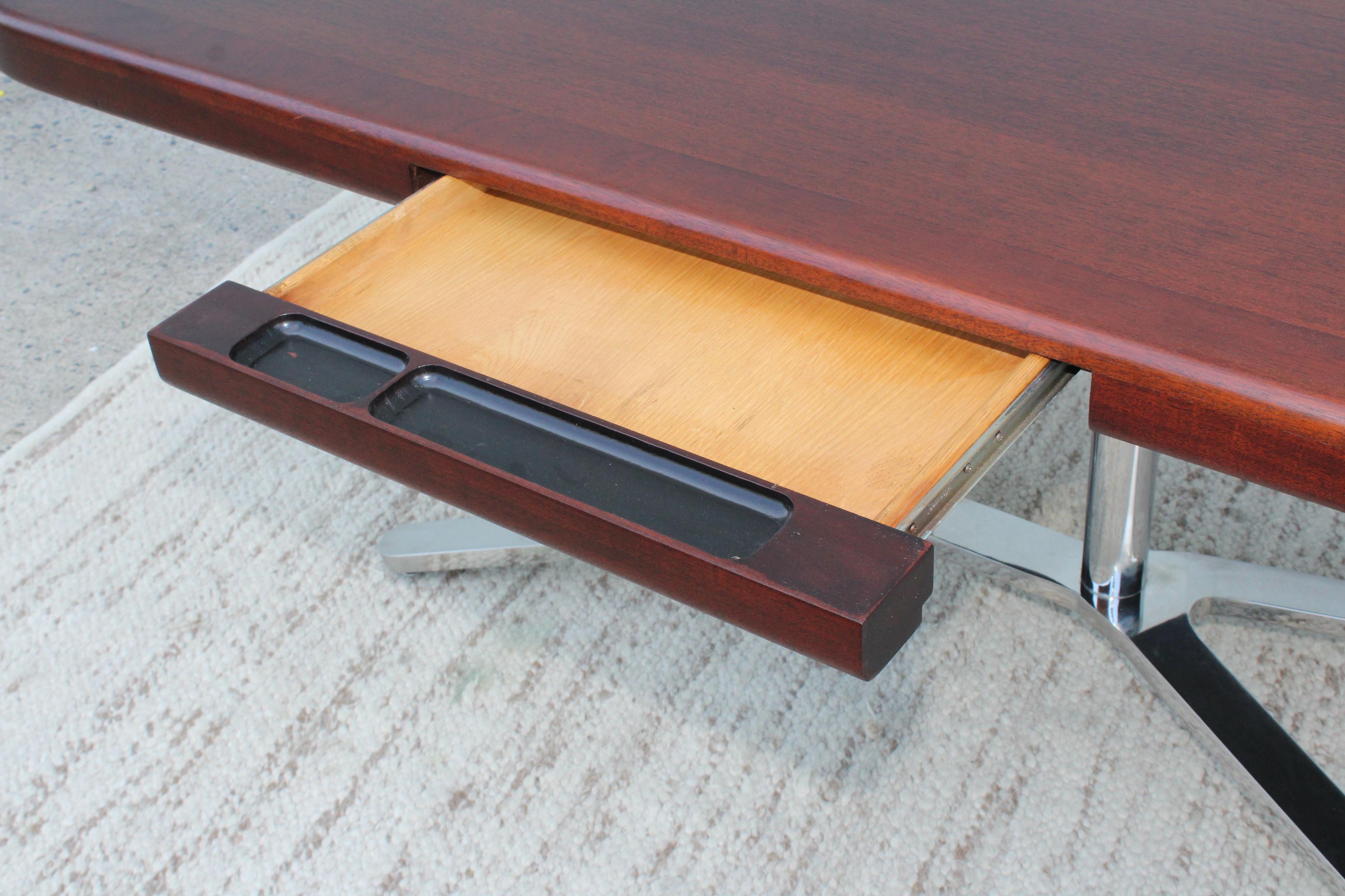 Florence Knoll Style Executive Desk 1