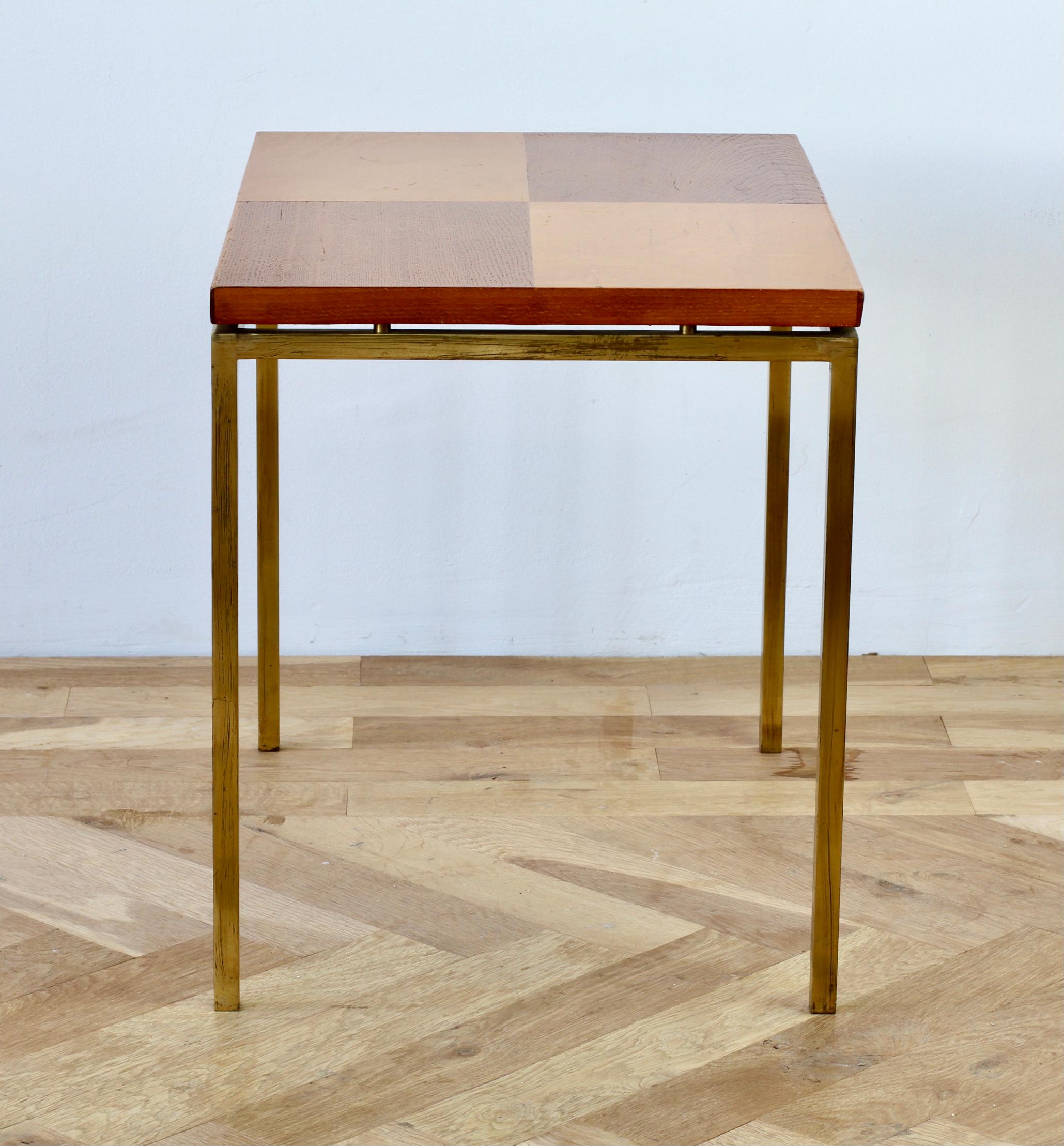 Florence Knoll Style Mid-Century Checked Wood Veneer & Brass Side or End Table For Sale 2