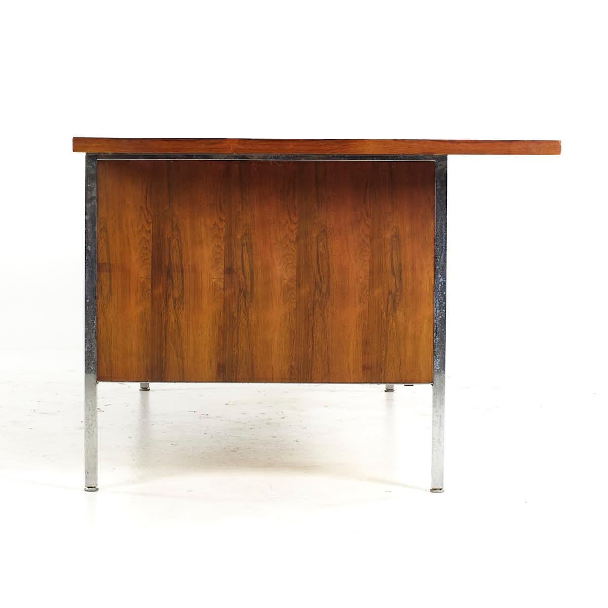 American Florence Knoll Style Mid Century Rosewood and Chrome Executive Desk For Sale