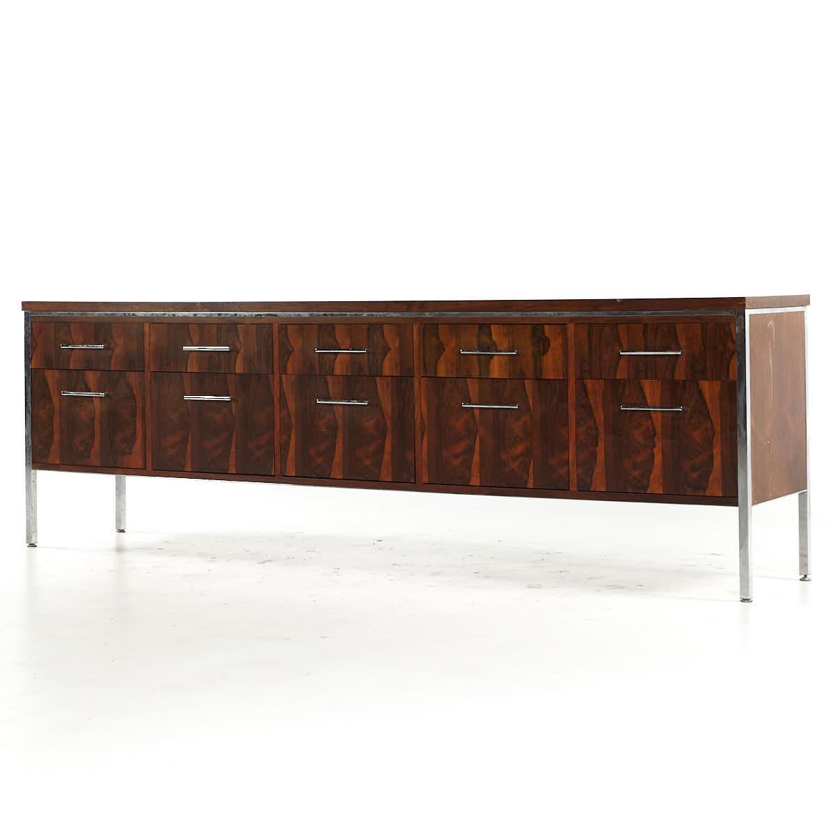 Mid-Century Modern Florence Knoll Style Mid Century Rosewood and Chrome File Credenza For Sale