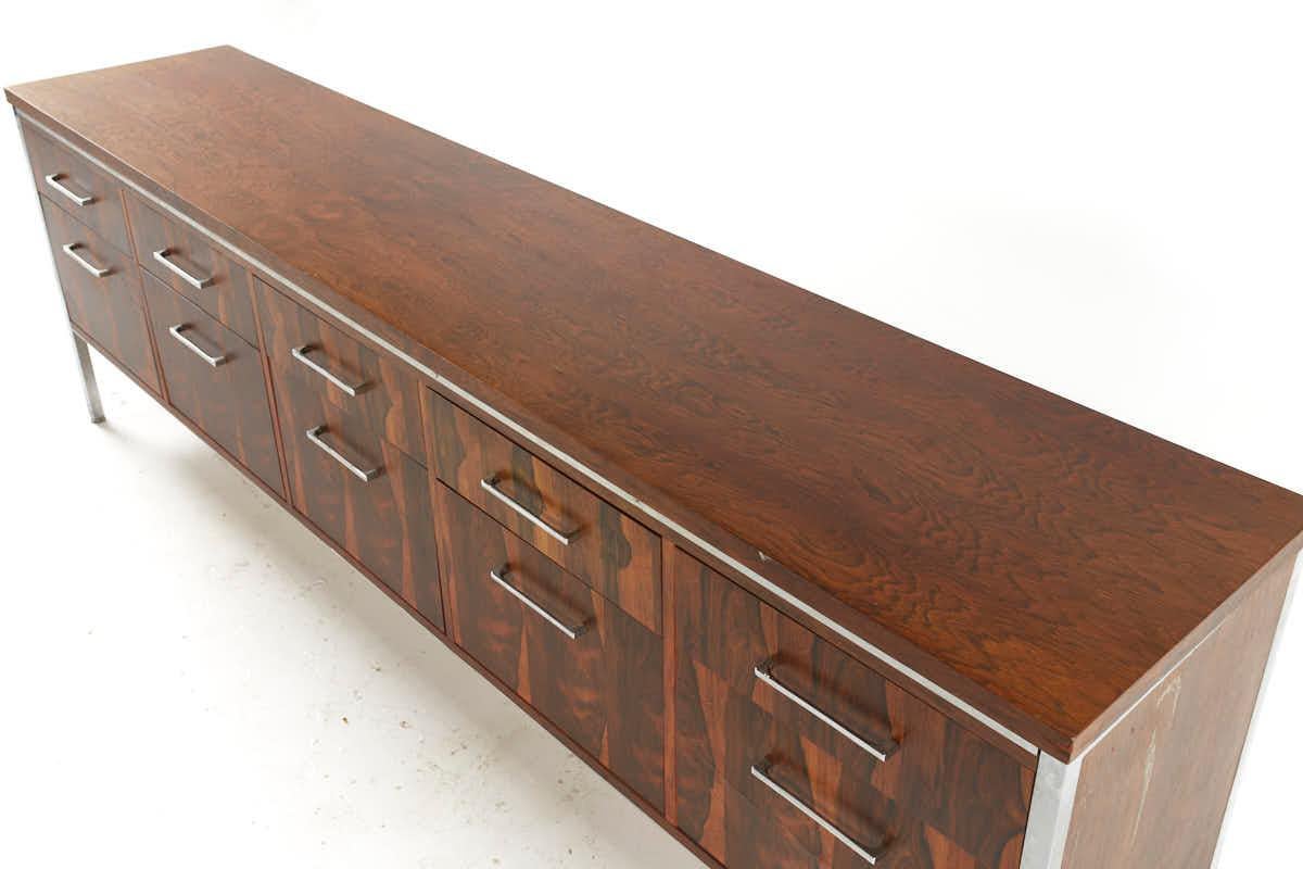 Florence Knoll Style Mid Century Rosewood and Chrome File Credenza For Sale 1