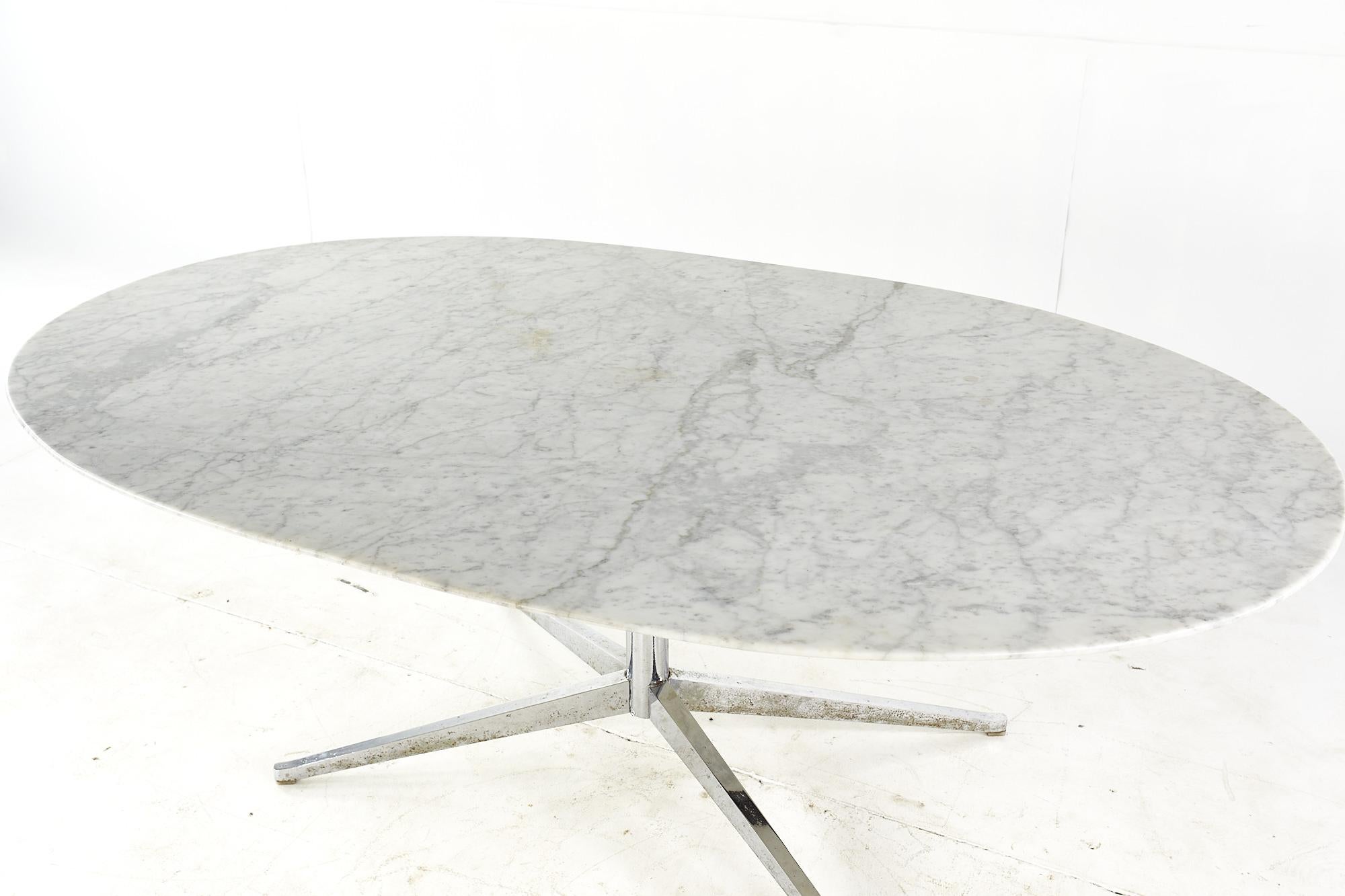 Florence Knoll Style Mid Century White Marble and Chrome Dining Table For Sale 4