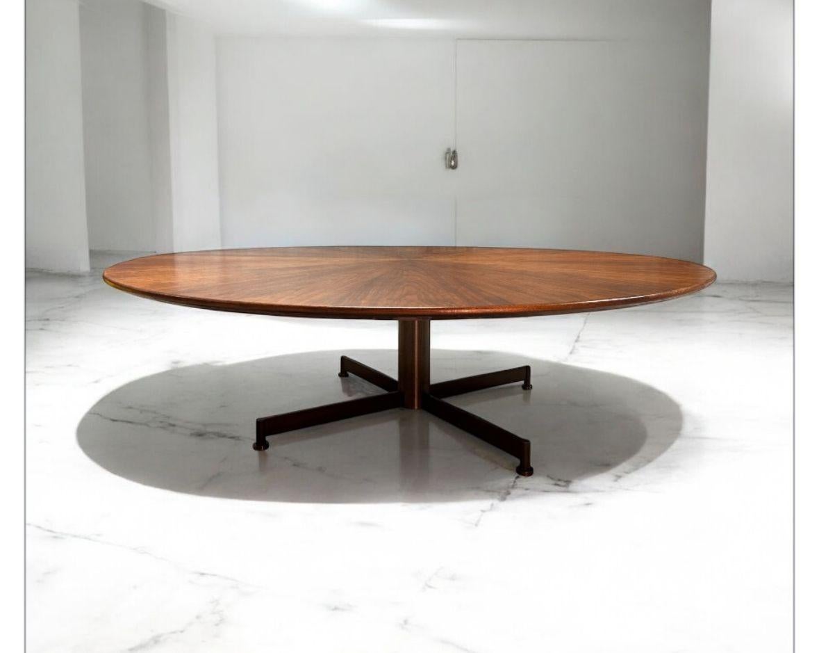 Mid-Century Modern Table de salle à manger Stow Davis, 1960, style Florence Knoll, avec base en bronze en vente