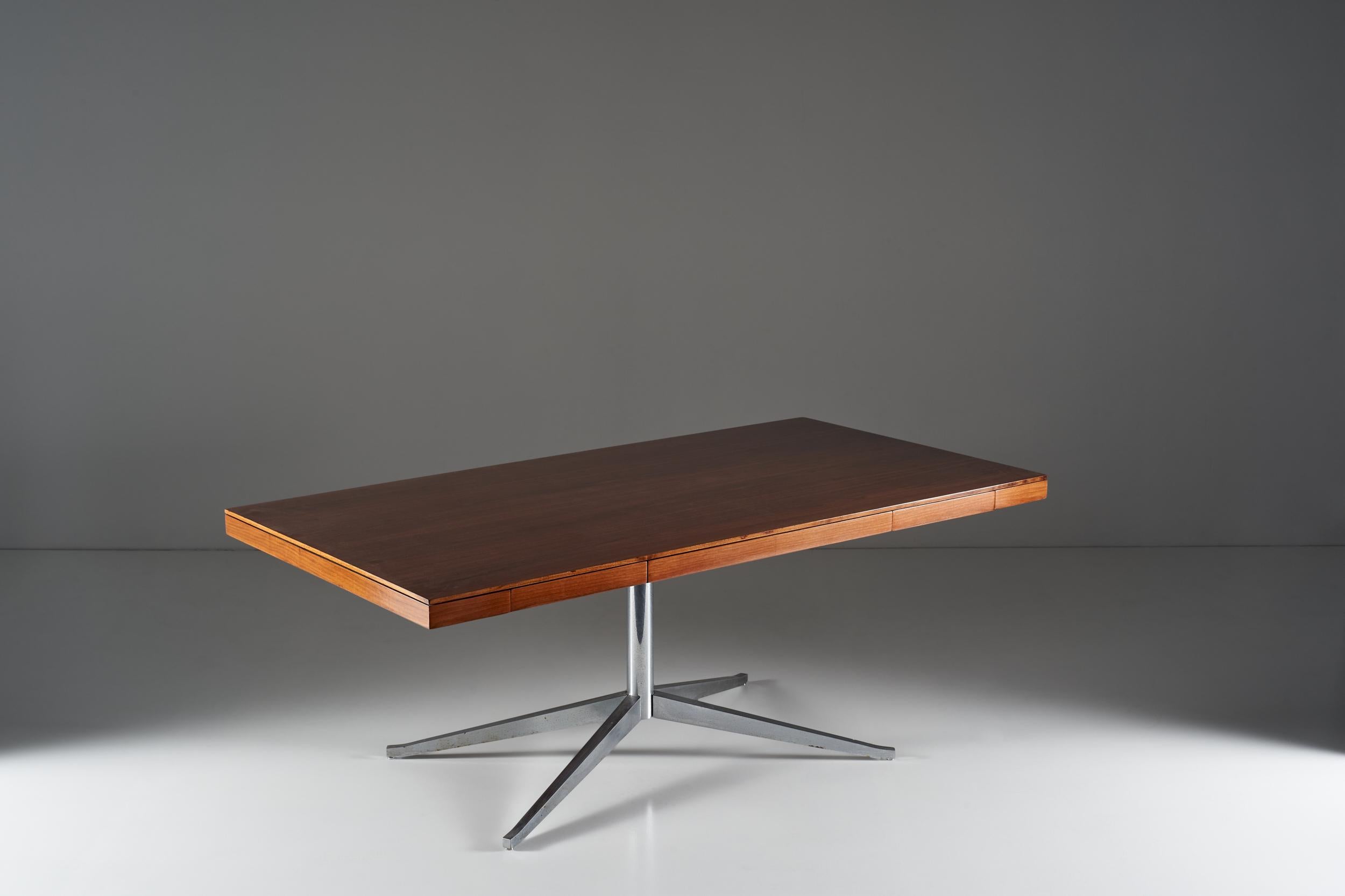 Florence Knoll Table with Chromed Iron Frame and Wooden Top, circa 1951 In Good Condition In Milan, IT