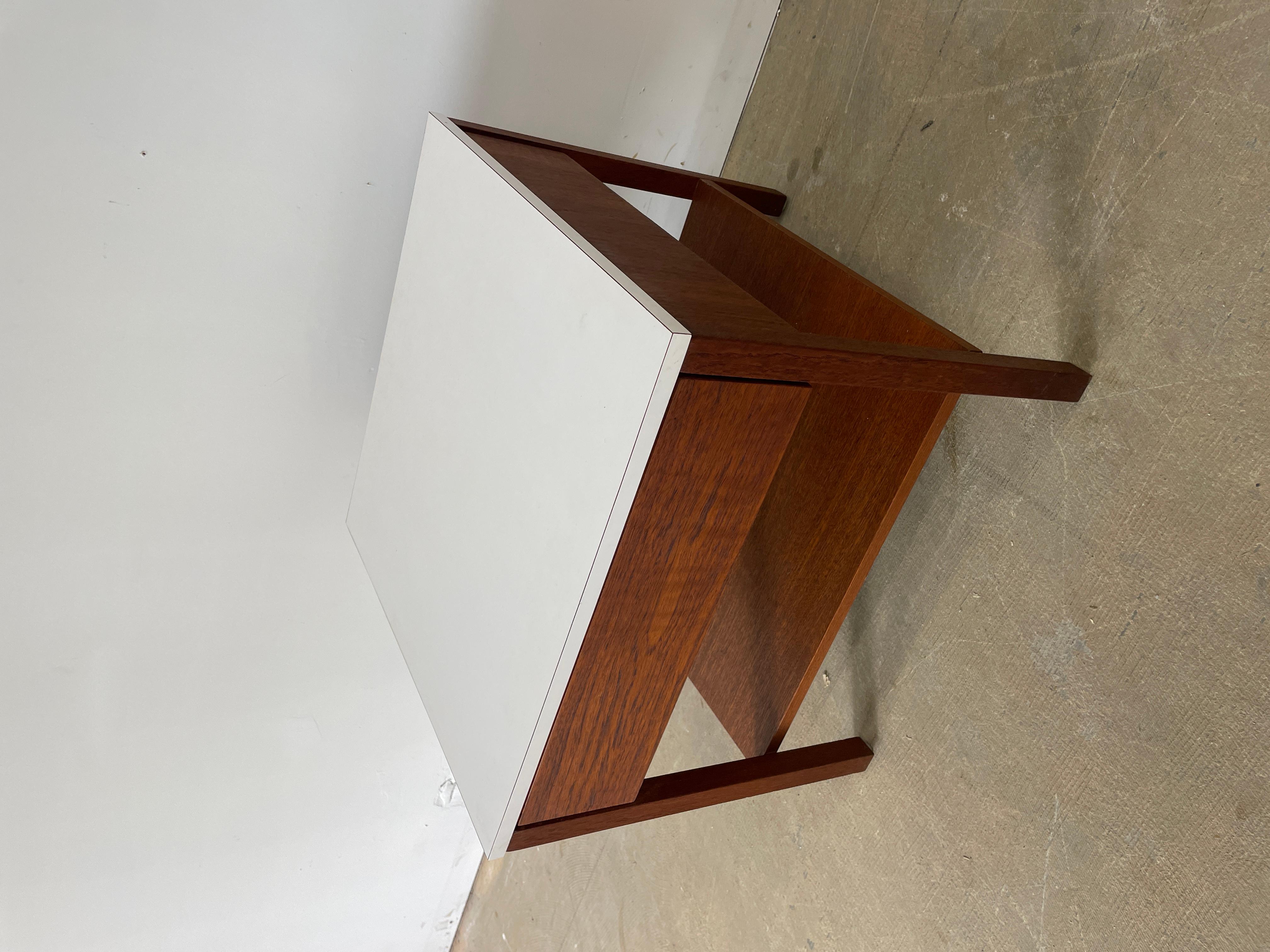 Florence Knoll Teak Nightstand / Side Table for Knoll Associates In Good Condition In Kalamazoo, MI
