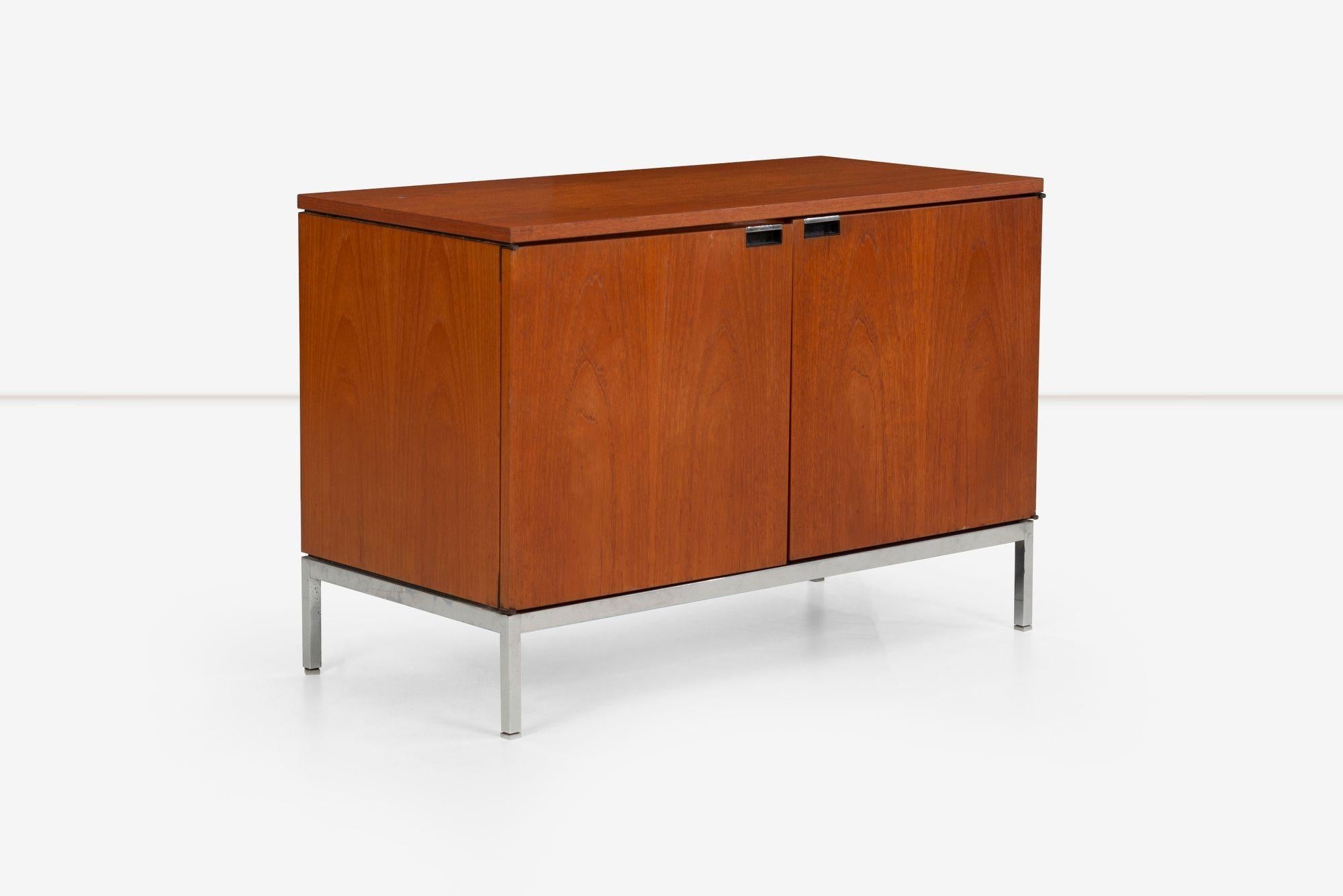 Oiled Florence Knoll Two-Door Cabinet in Teak-Wood For Sale