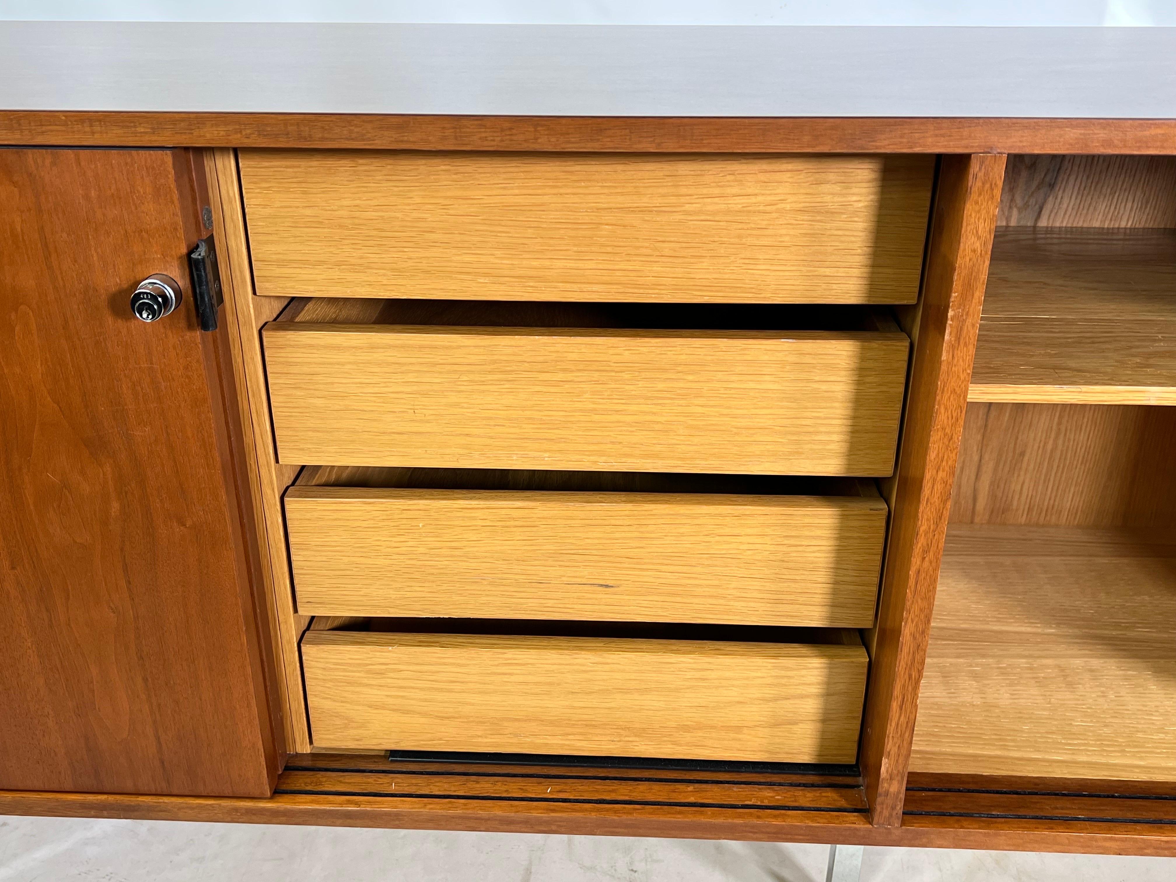 Florence Knoll Walnut and Chrome Credenza In Good Condition In Esperance, NY