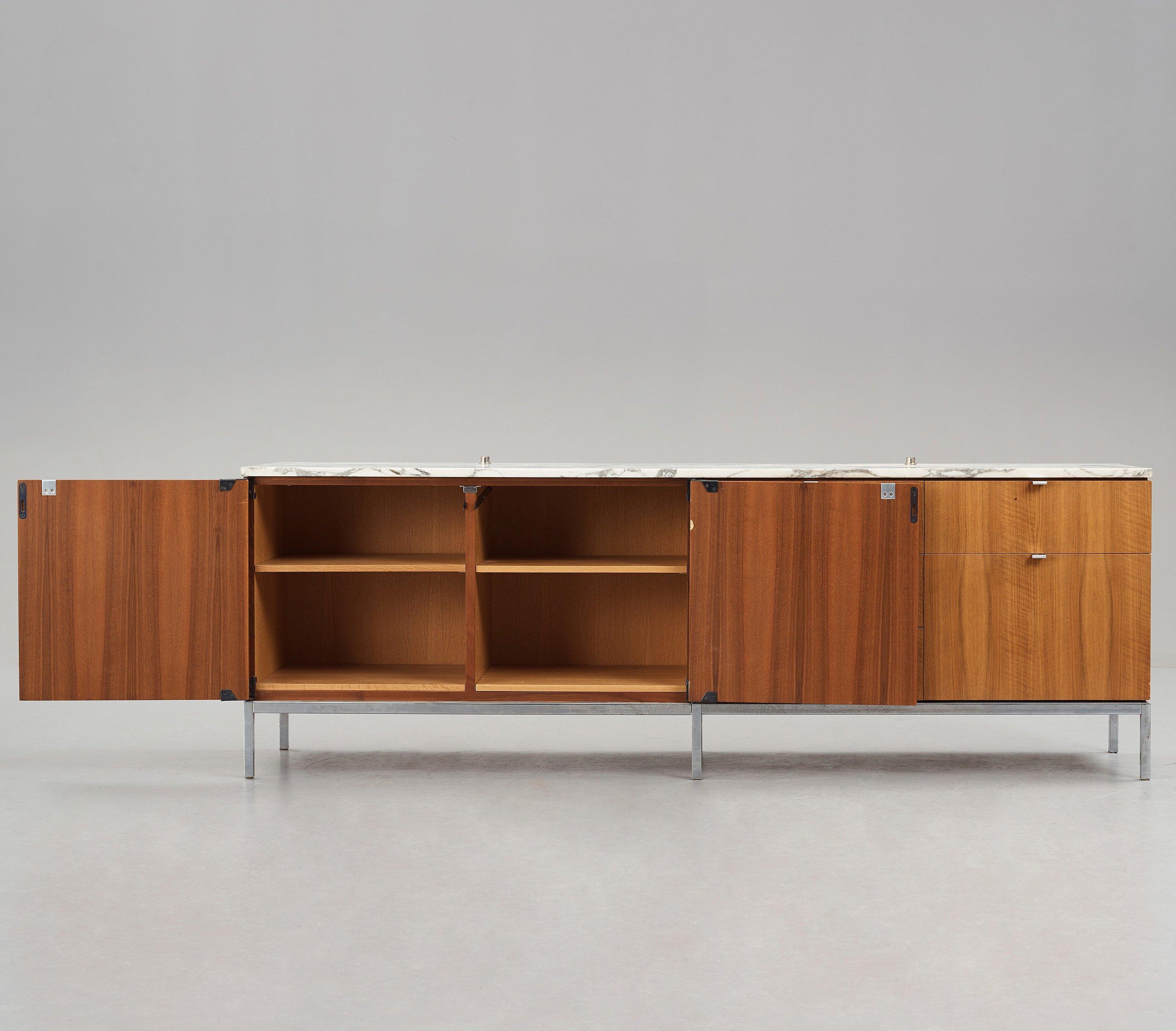 Florence Knoll Walnut and Marble Credenza / Sideboard, by Nordiska Sweden, 1966 In Excellent Condition In Madrid, ES