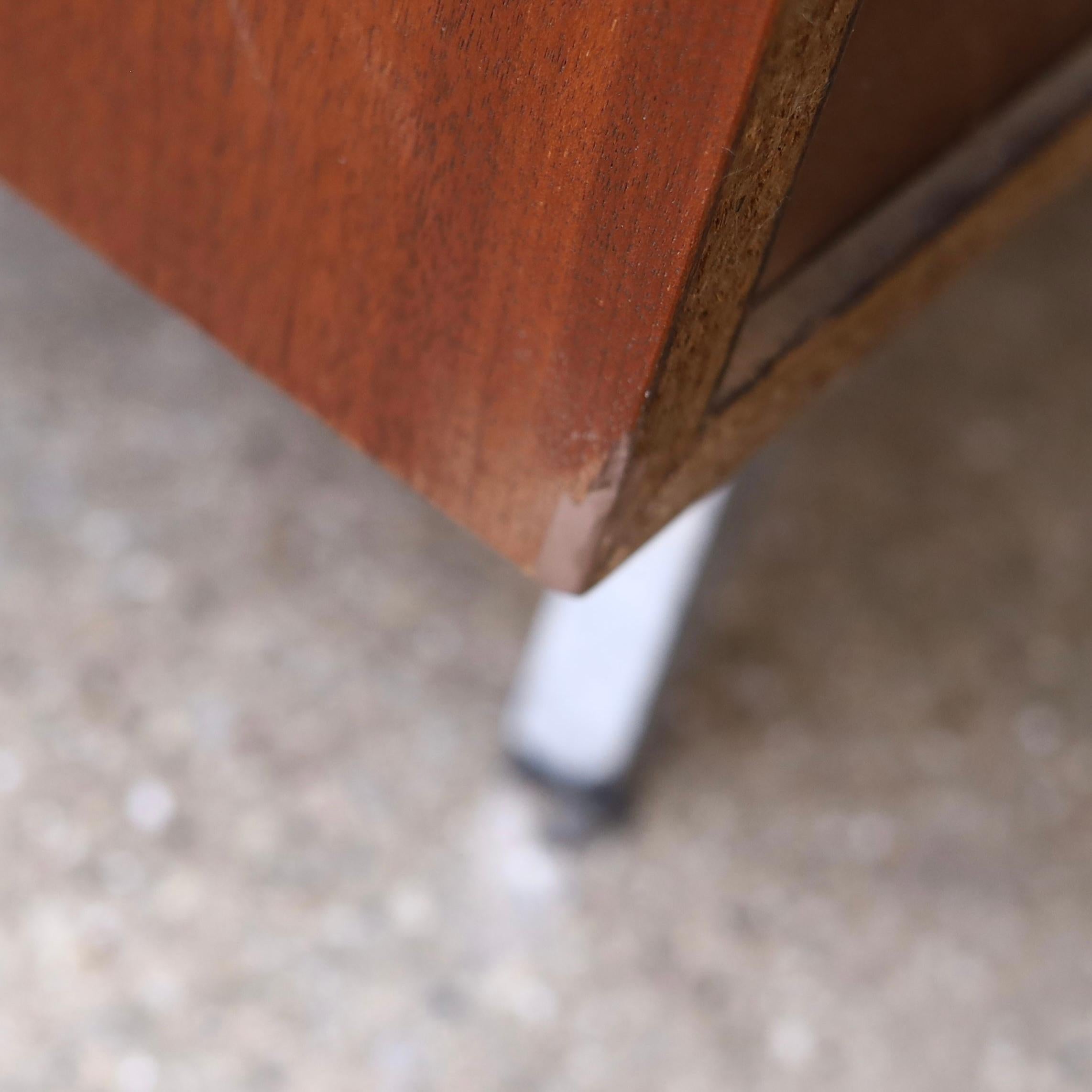 Florence Knoll Walnut Credenza 3