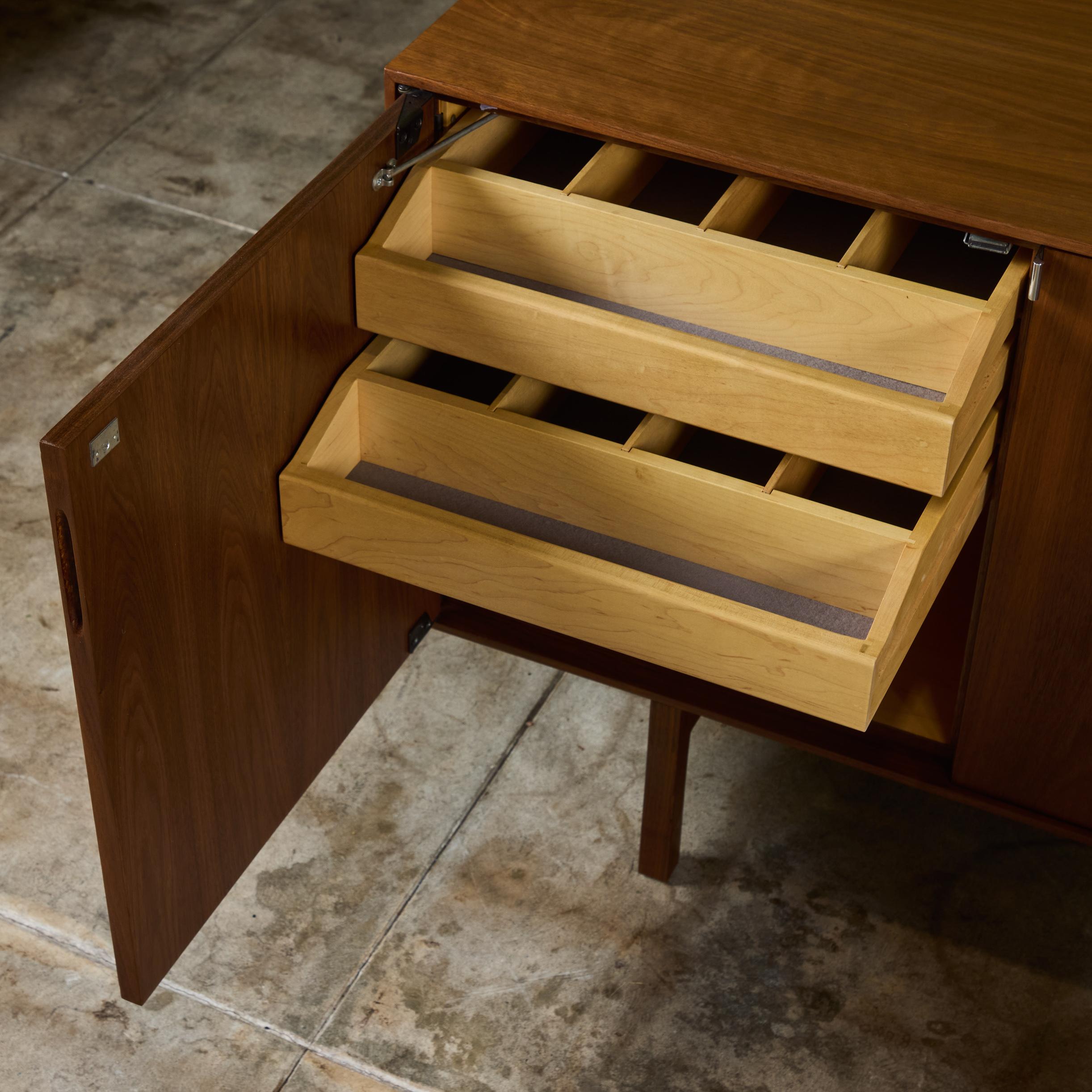 Florence Knoll Walnut Credenza 6